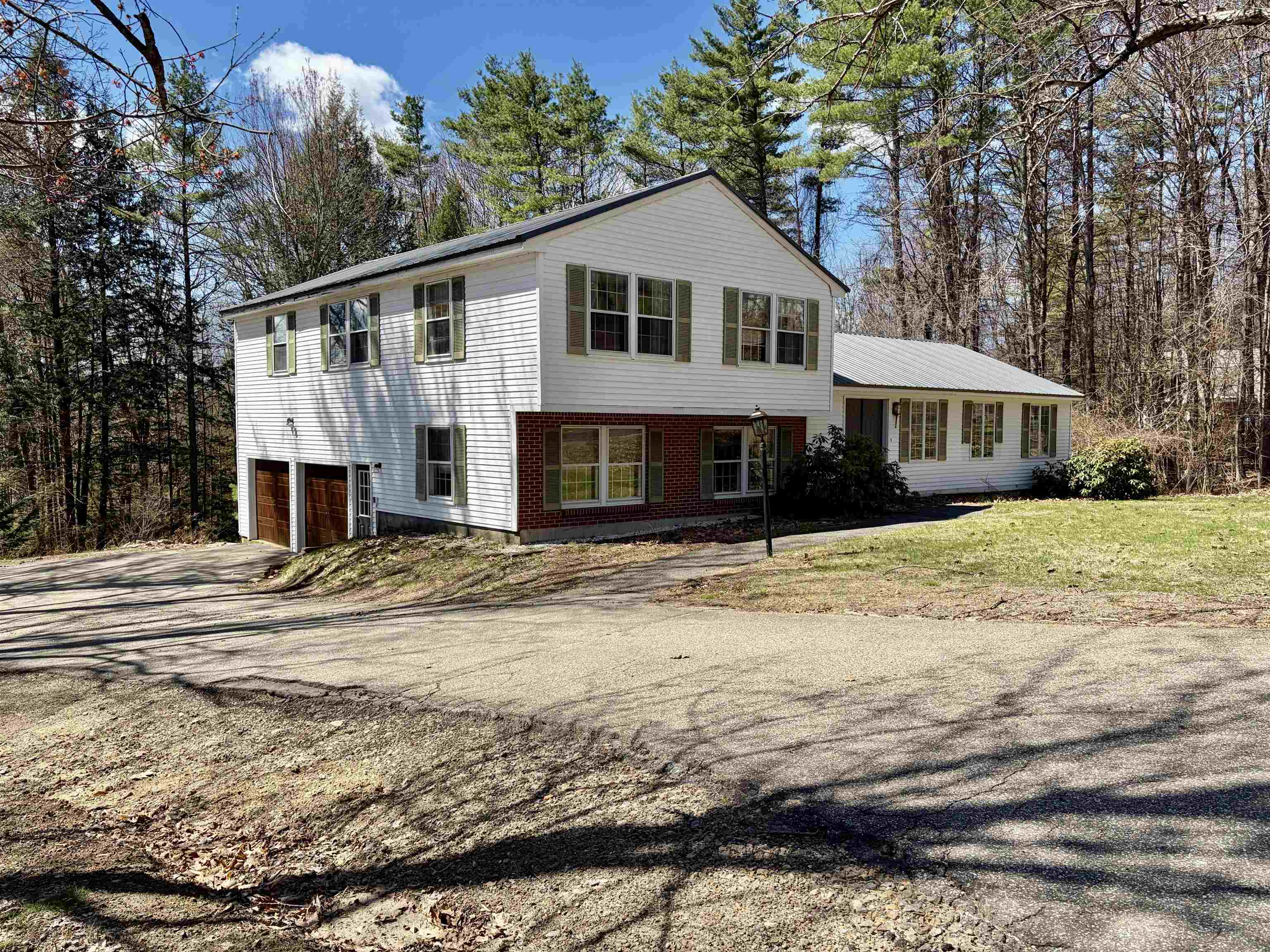 53 Oak Knoll Road Property Photo 1