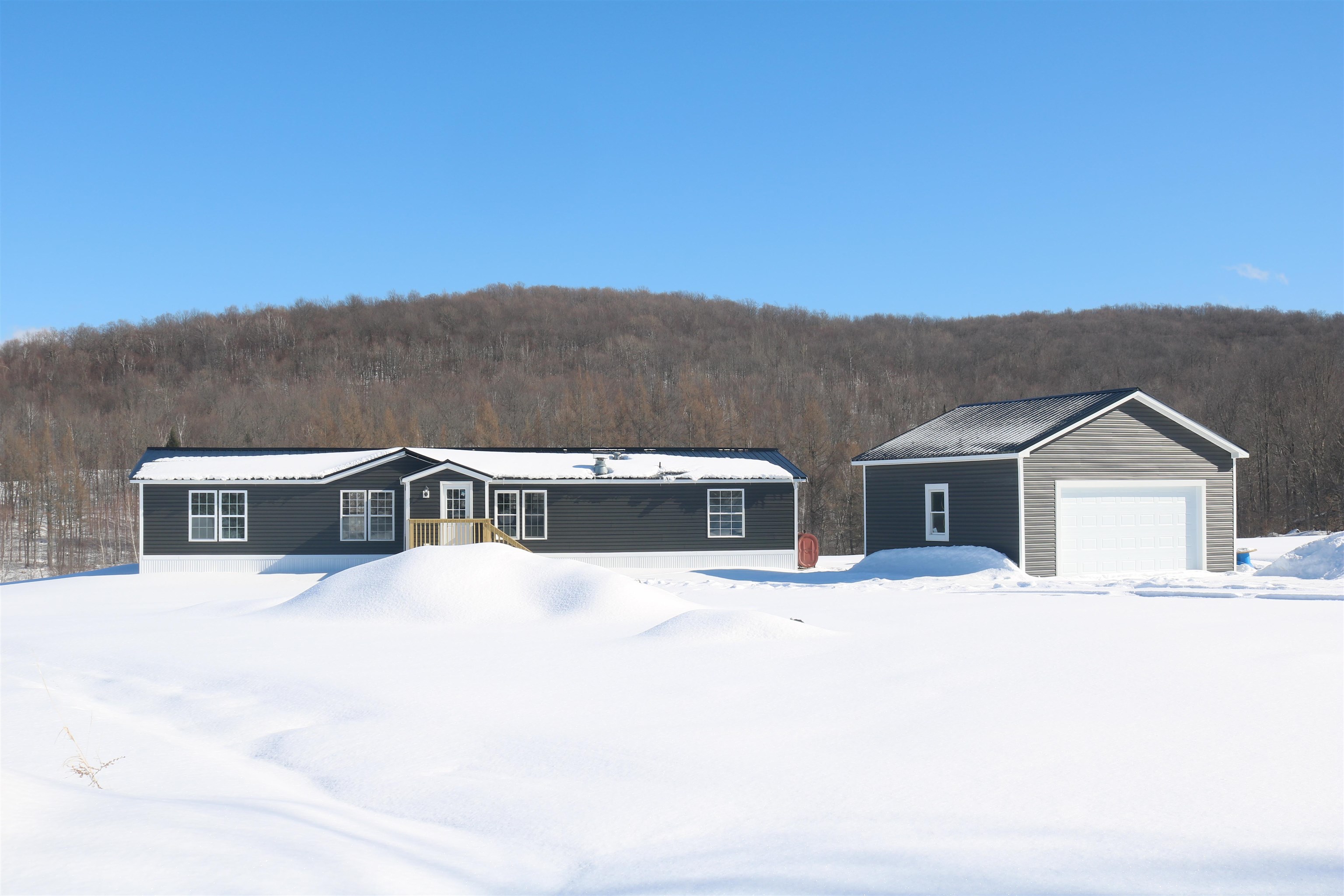 1056 Swamp Road Property Photo 1