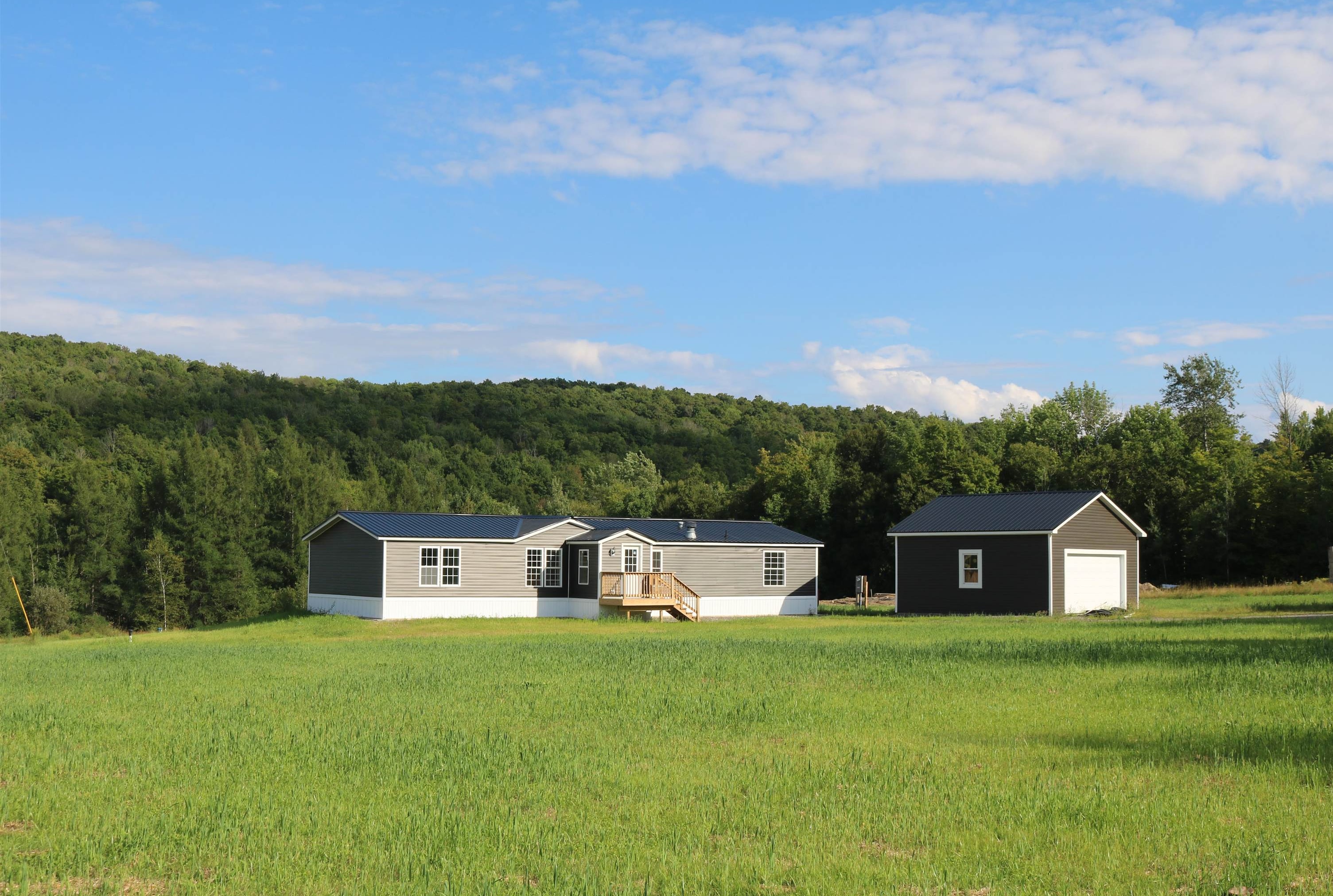 1056 Swamp Road Property Photo 1