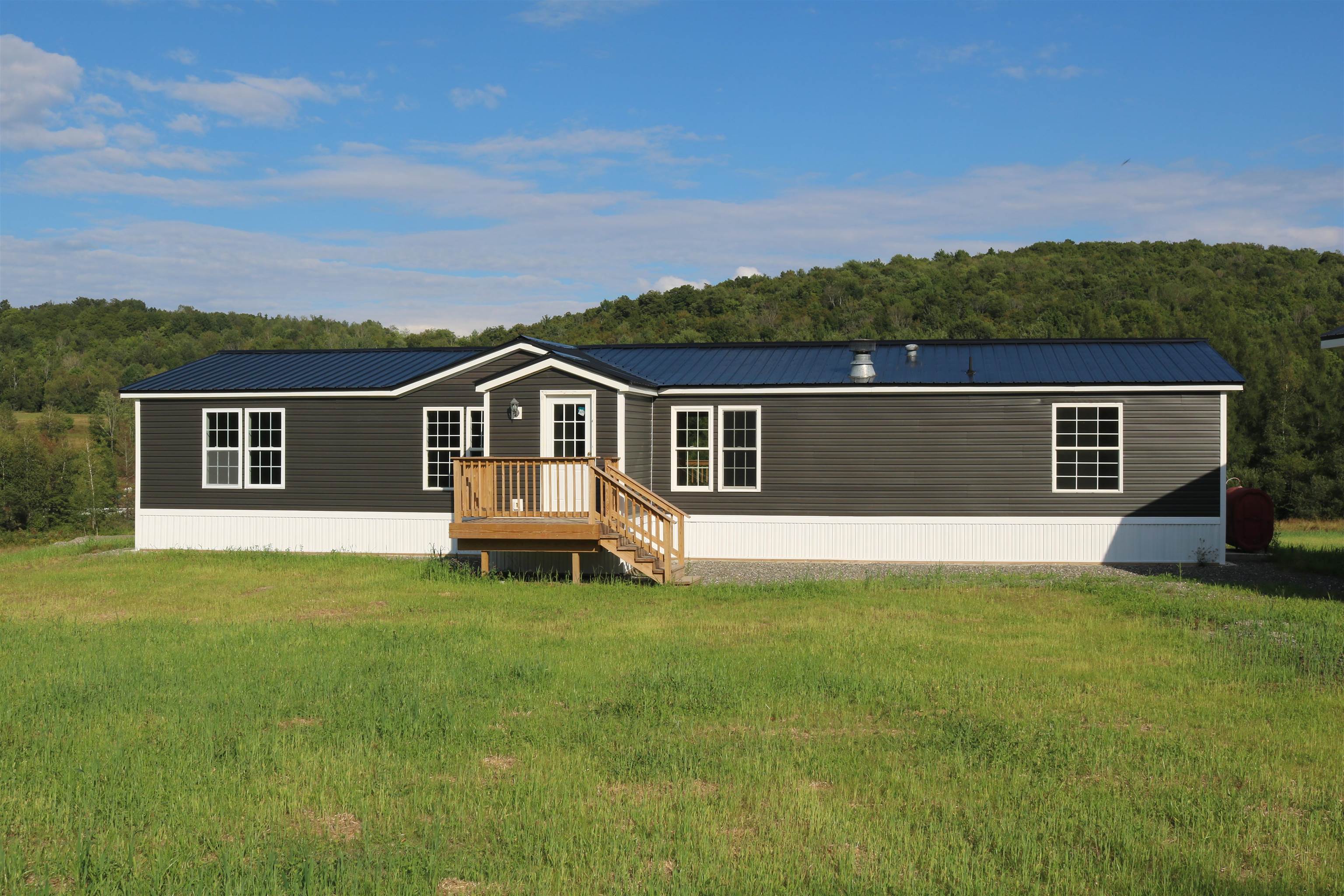1056 Swamp Road Property Photo 2