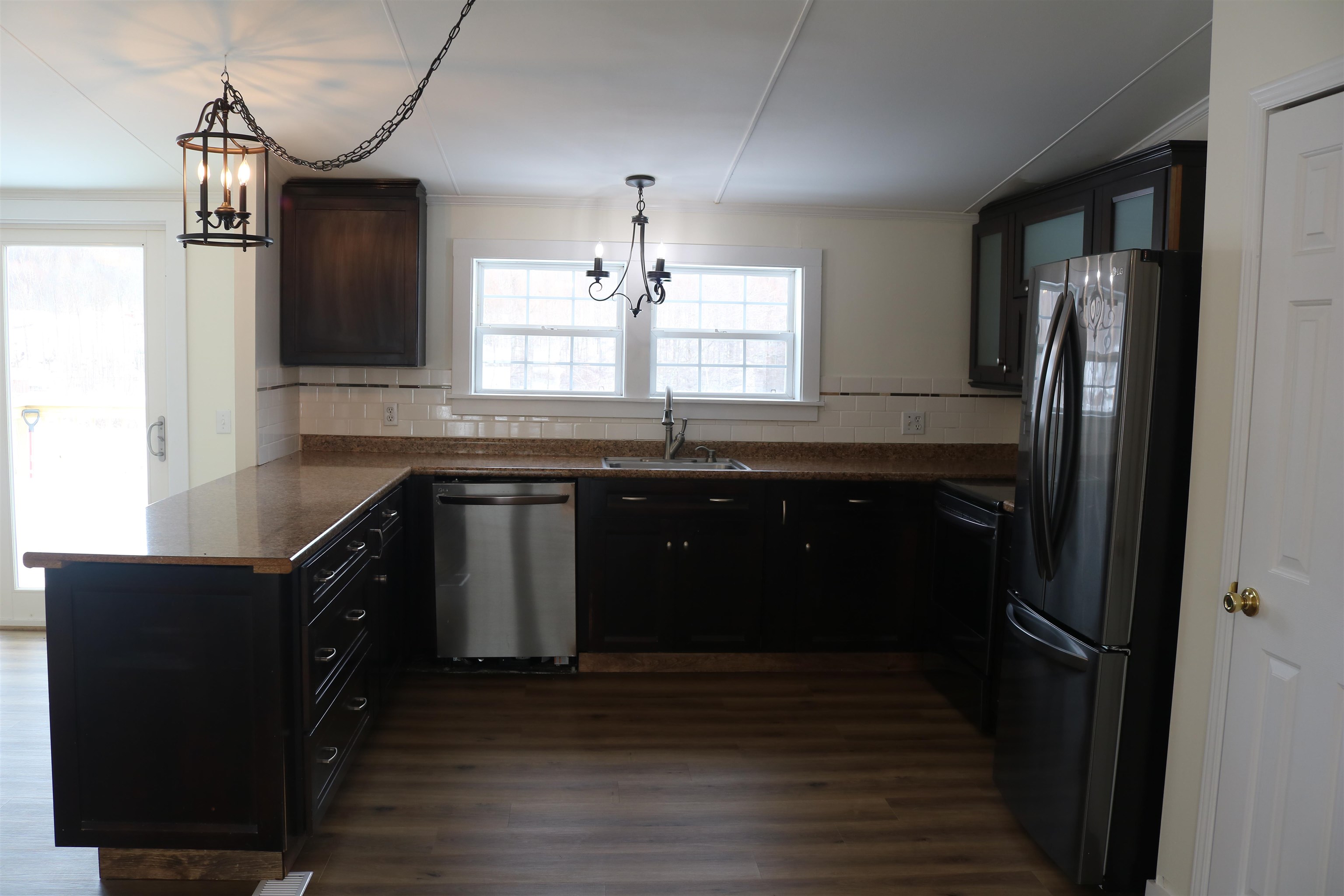 1056 Swamp Road Property Photo 4