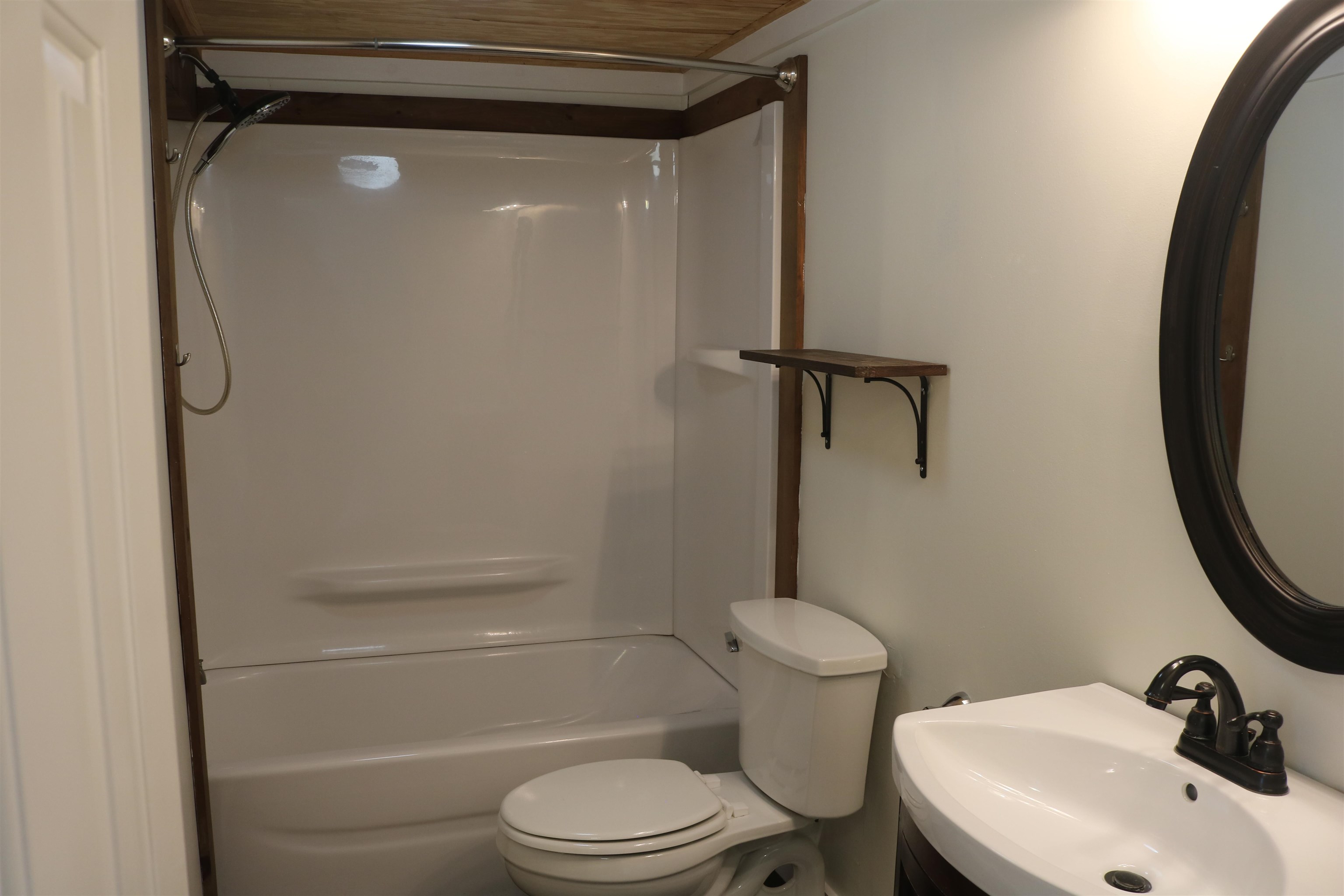 1056 Swamp Road Property Photo 20