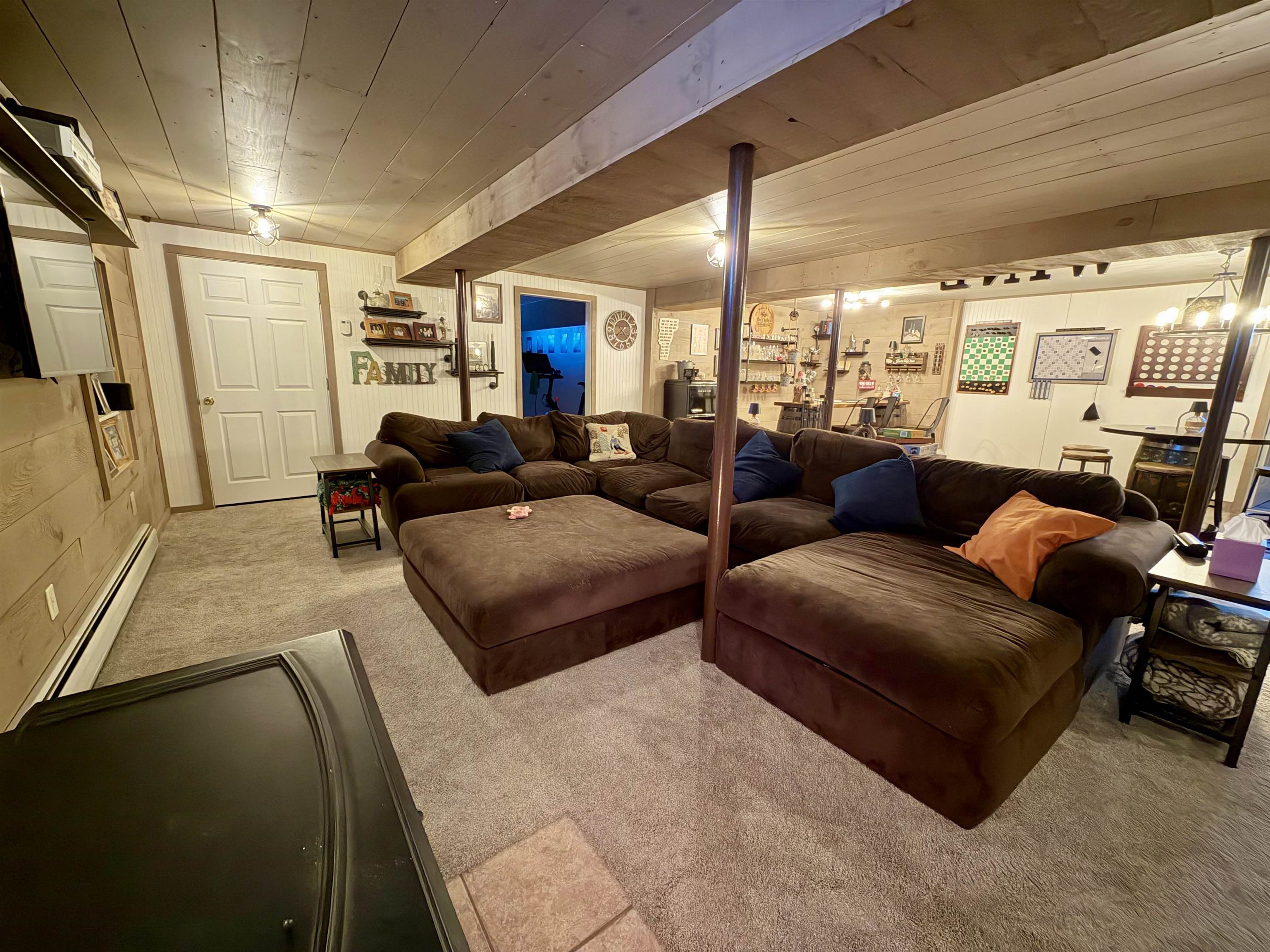 2 Shetland Lane Property Photo 38