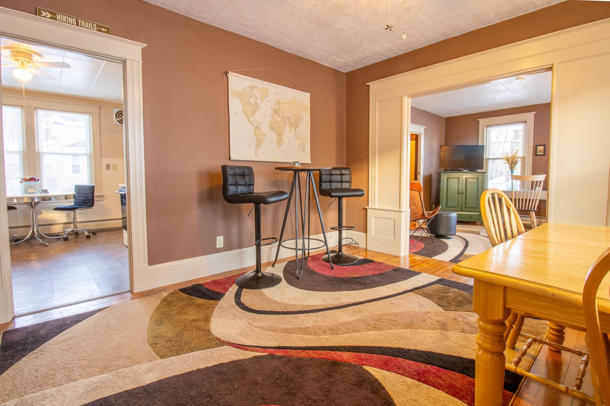 387 Norway Street Property Photo 6