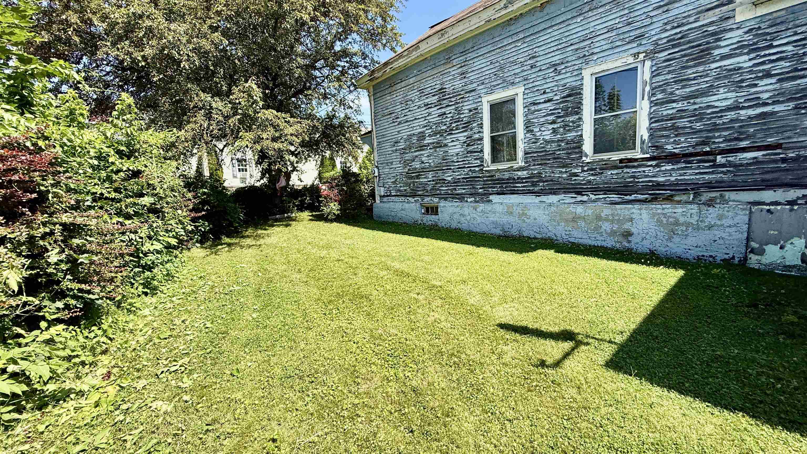 82 Franklin Street Property Photo 2