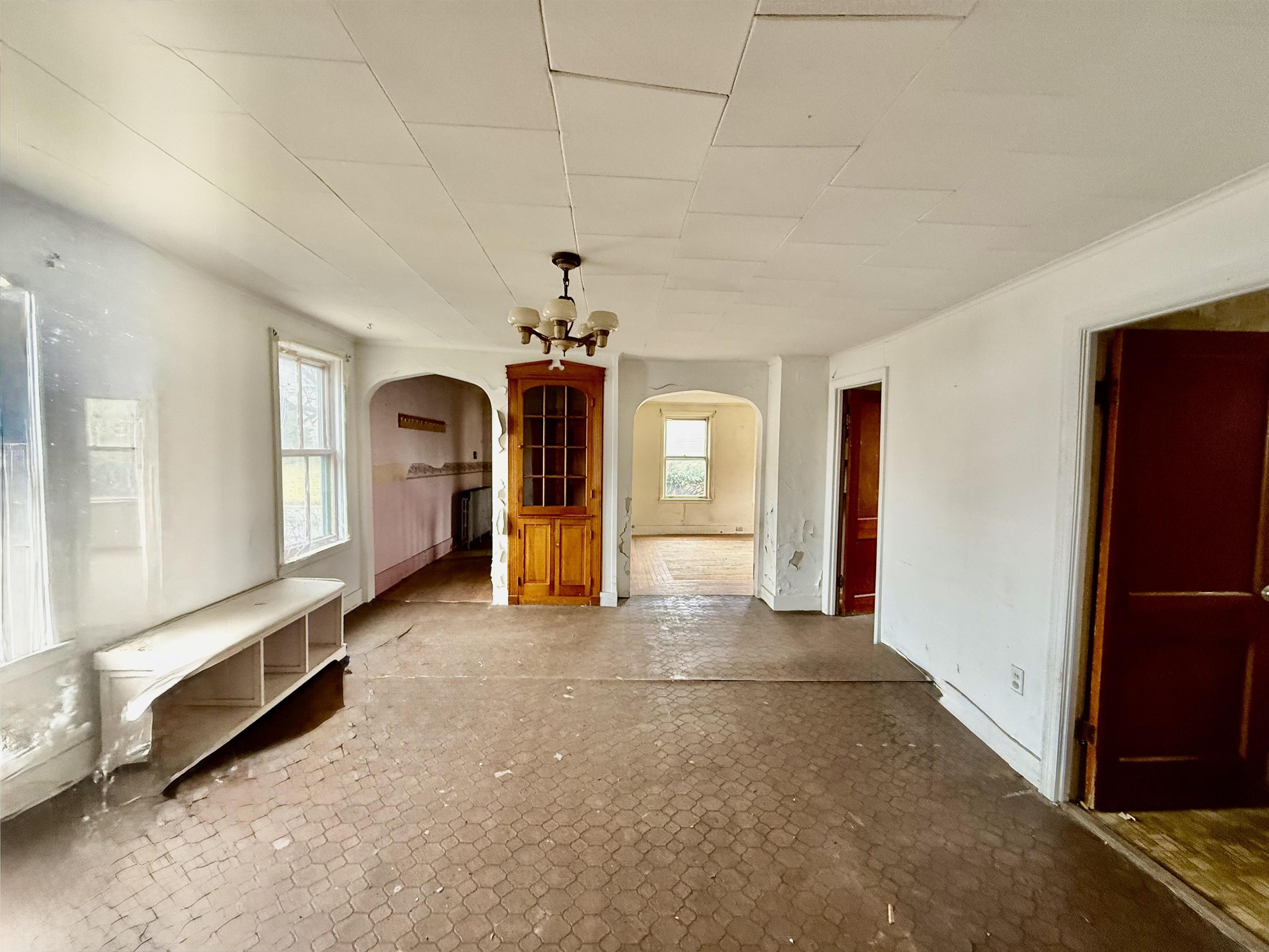 82 Franklin Street Property Photo 10