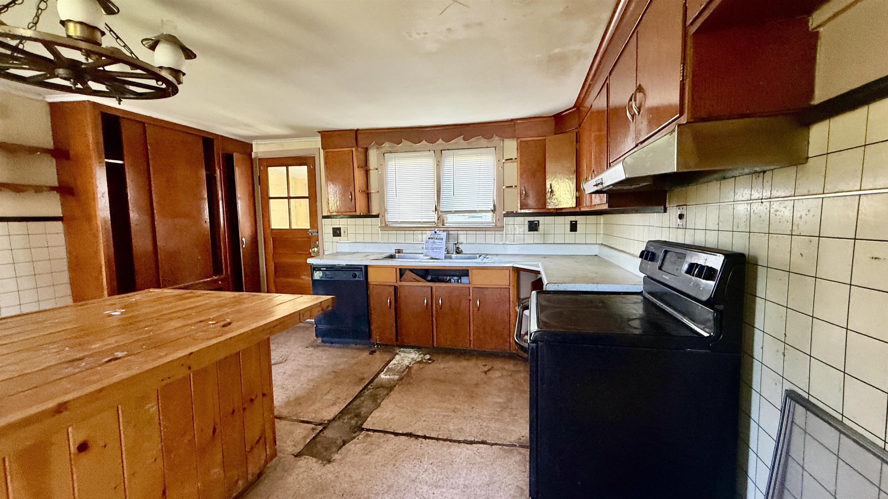 82 Franklin Street Property Photo 19