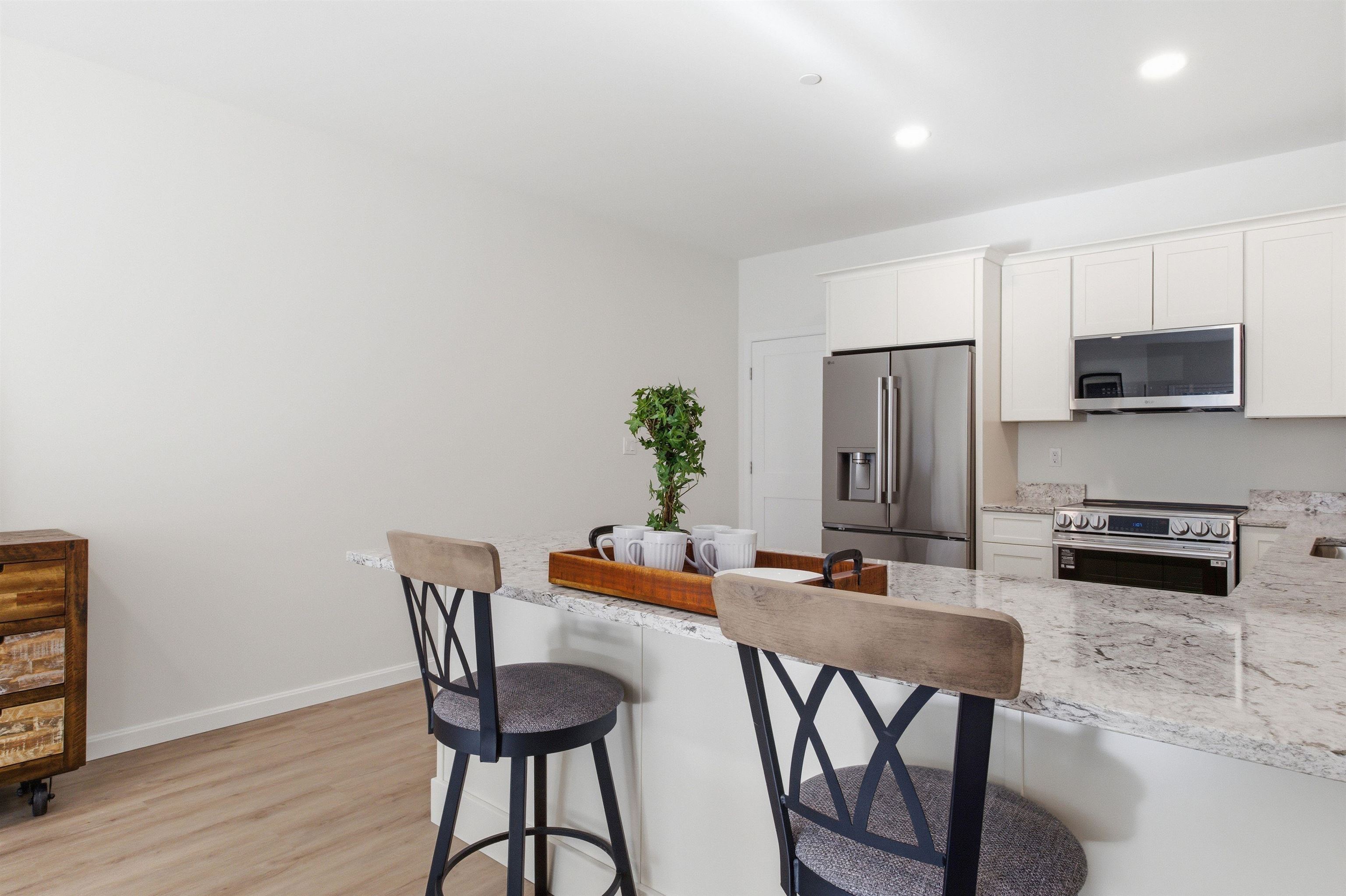 20 Twin Tip Terrace Property Photo 5