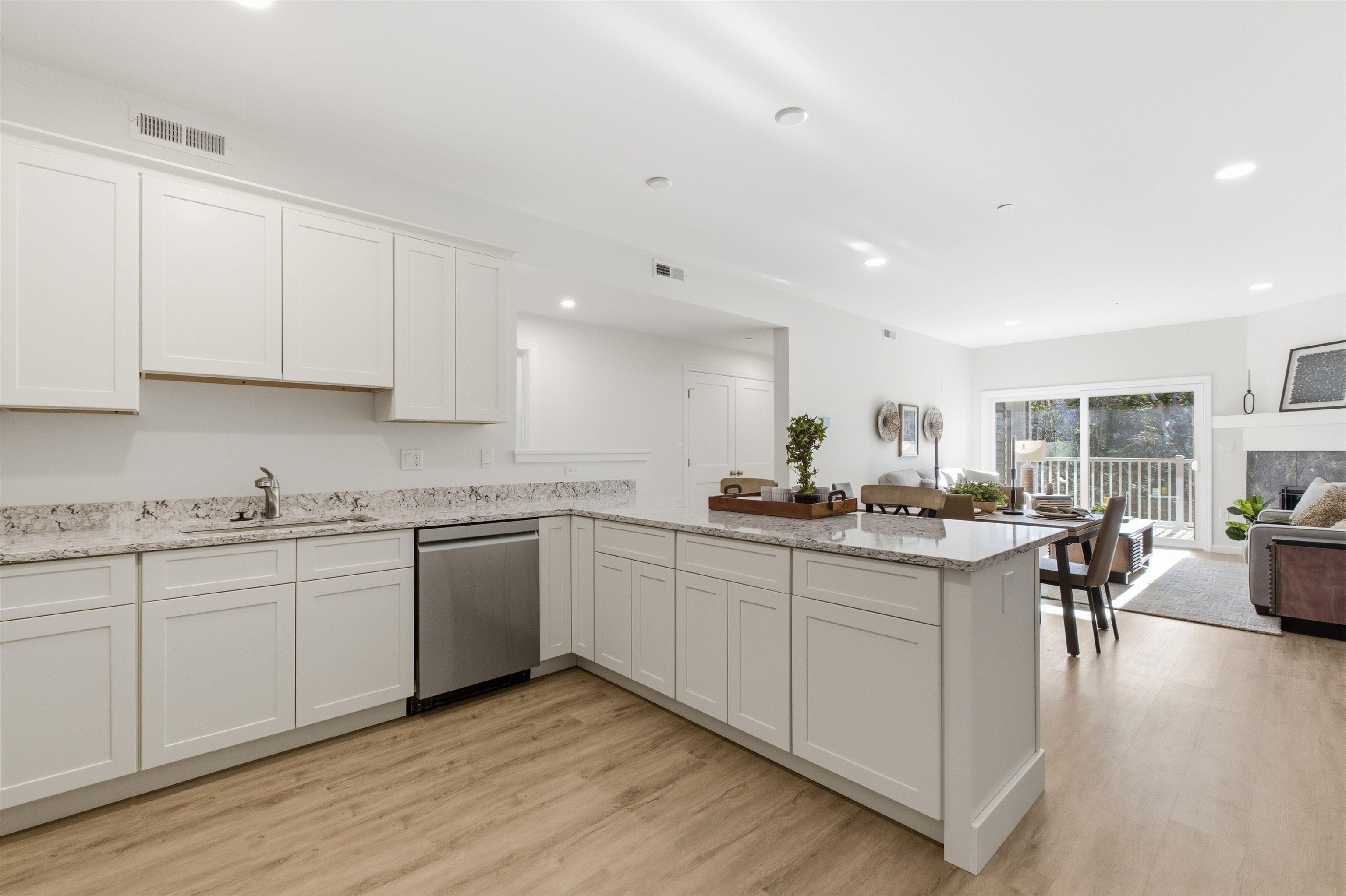 20 Twin Tip Terrace Property Photo 6
