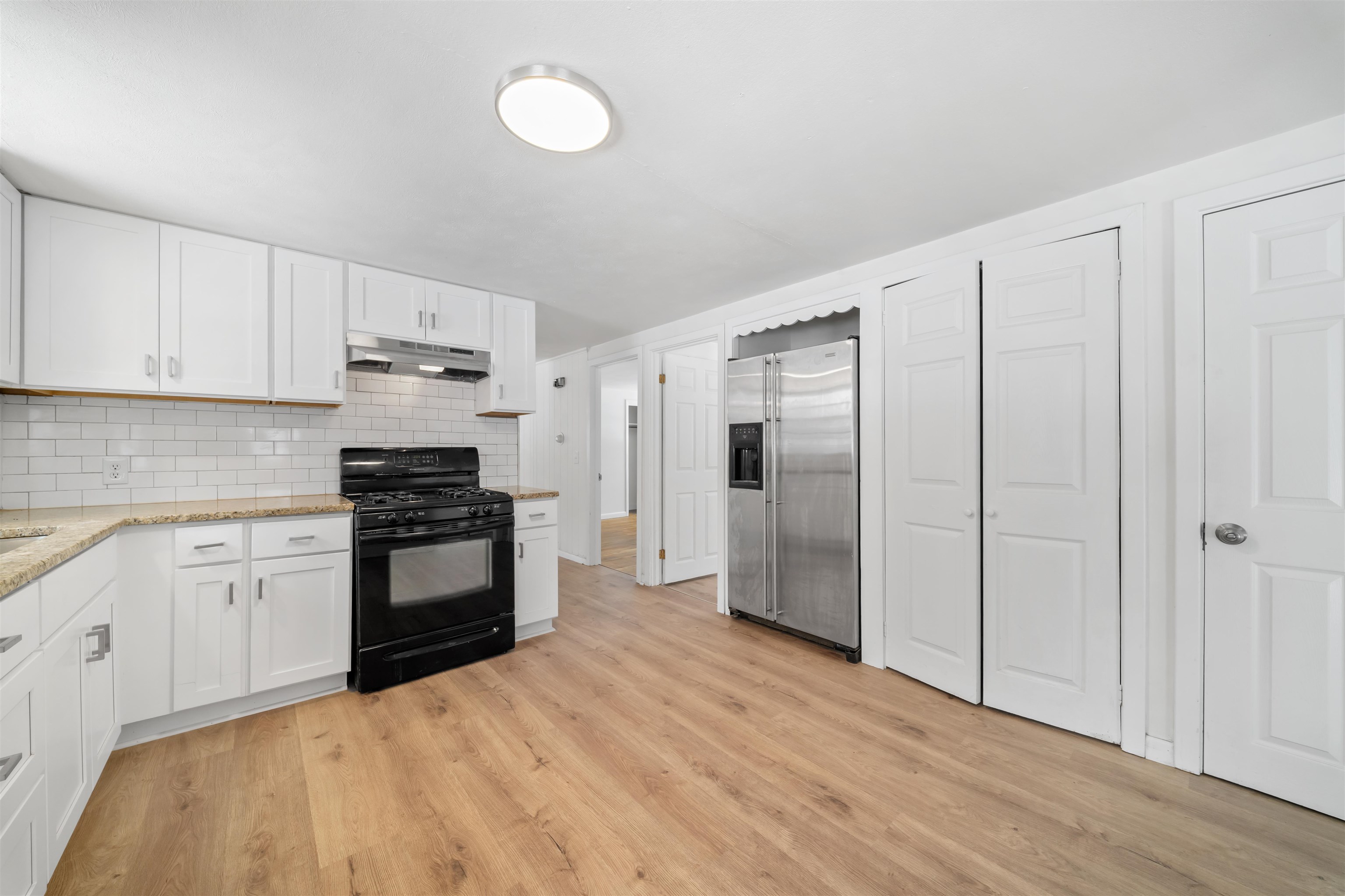 133 Lafayette Street Property Photo 9
