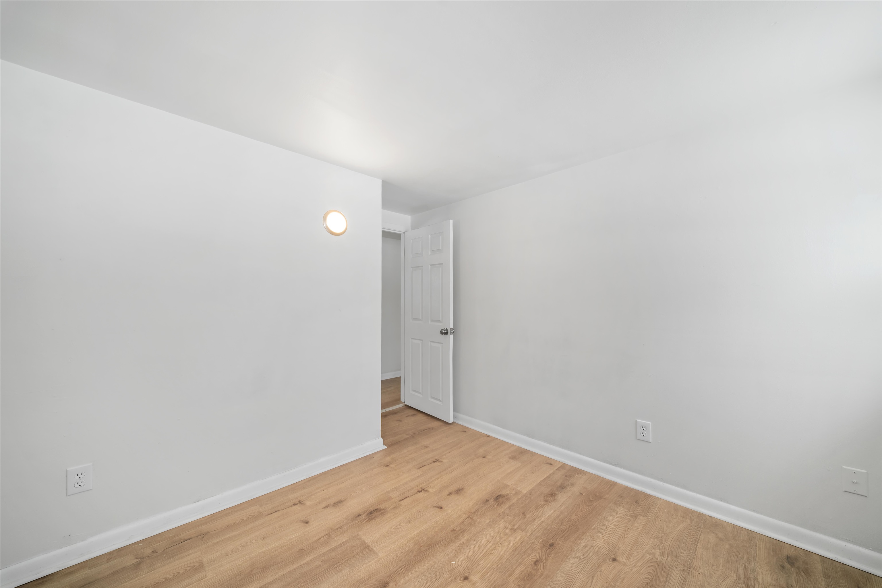 133 Lafayette Street Property Photo 16