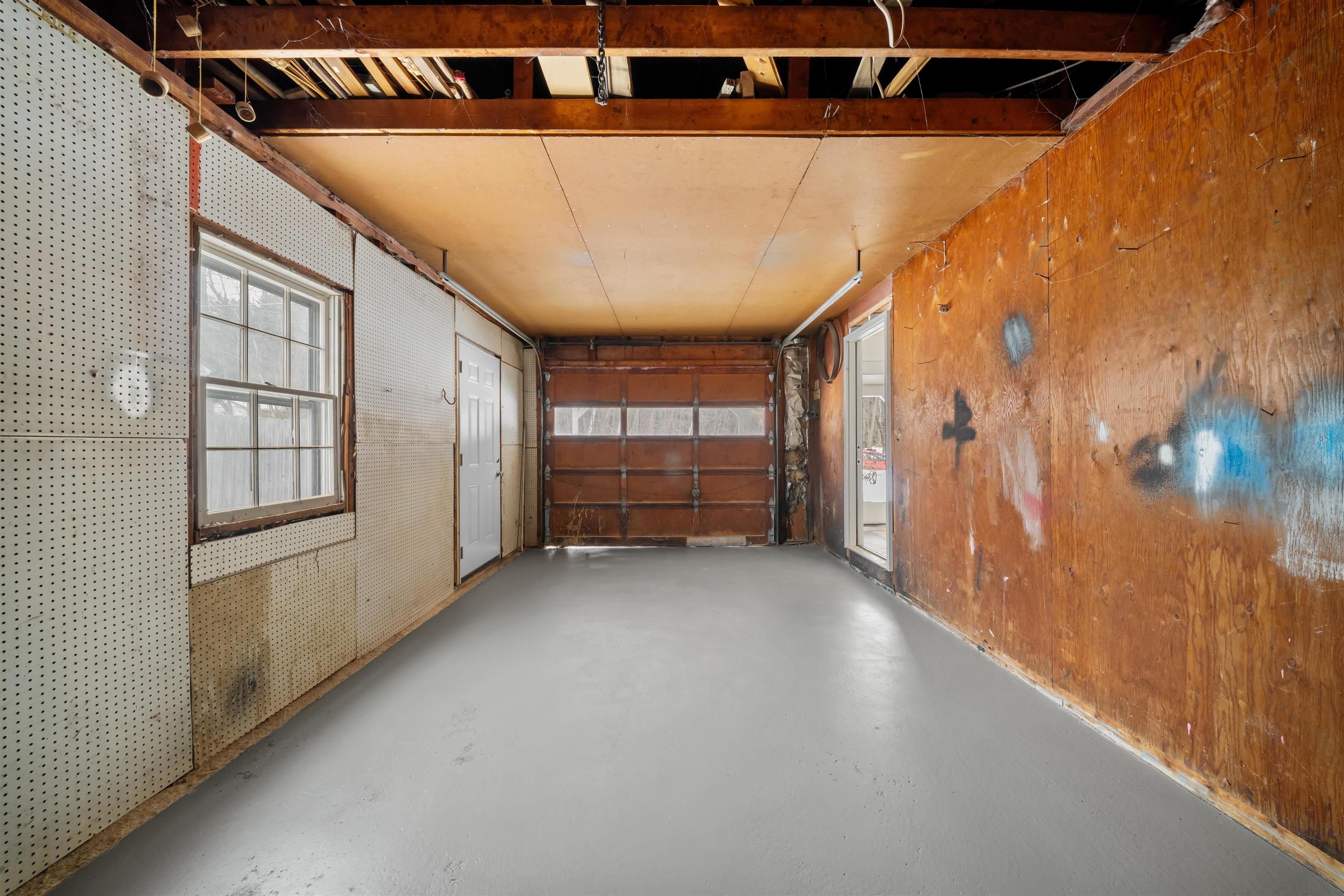 133 Lafayette Street Property Photo 28