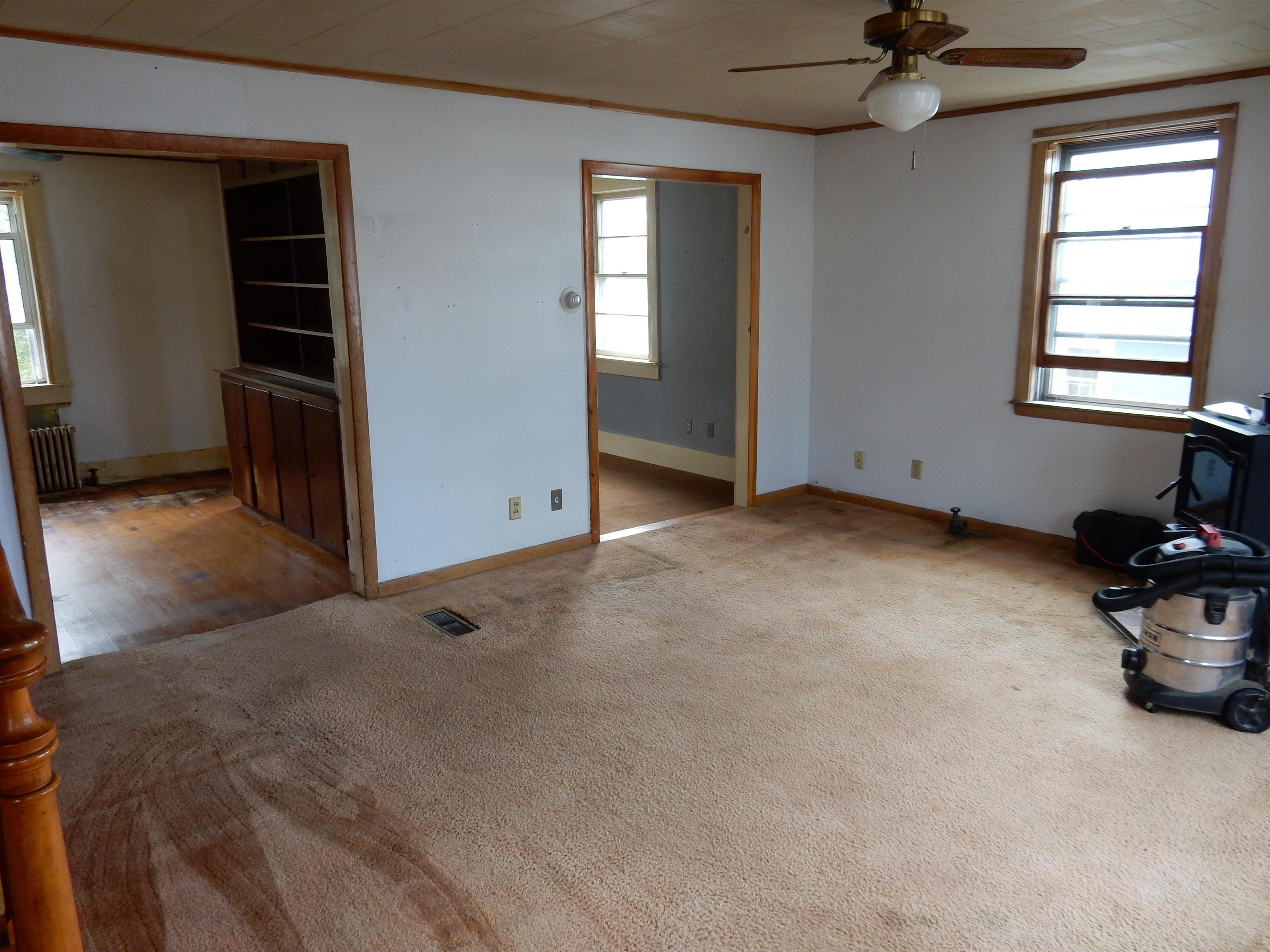 594 E Main Street Property Photo 13