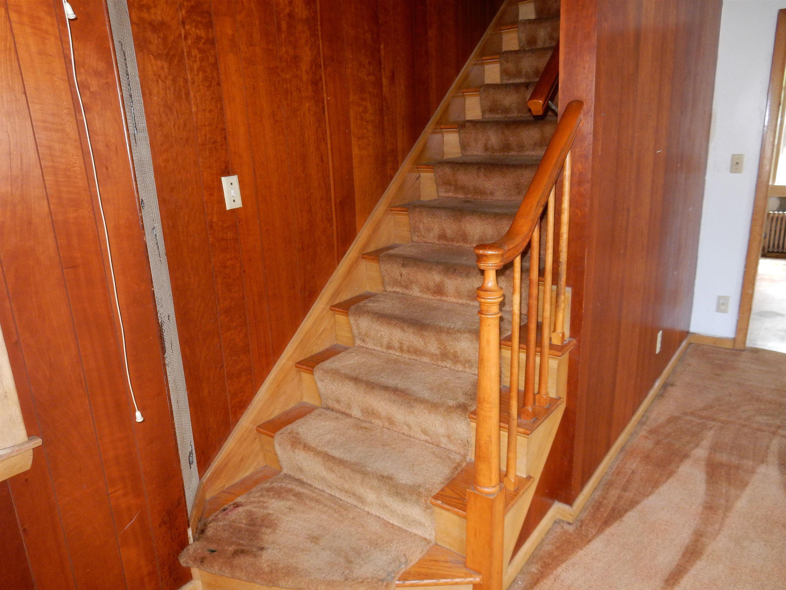 594 E Main Street Property Photo 15