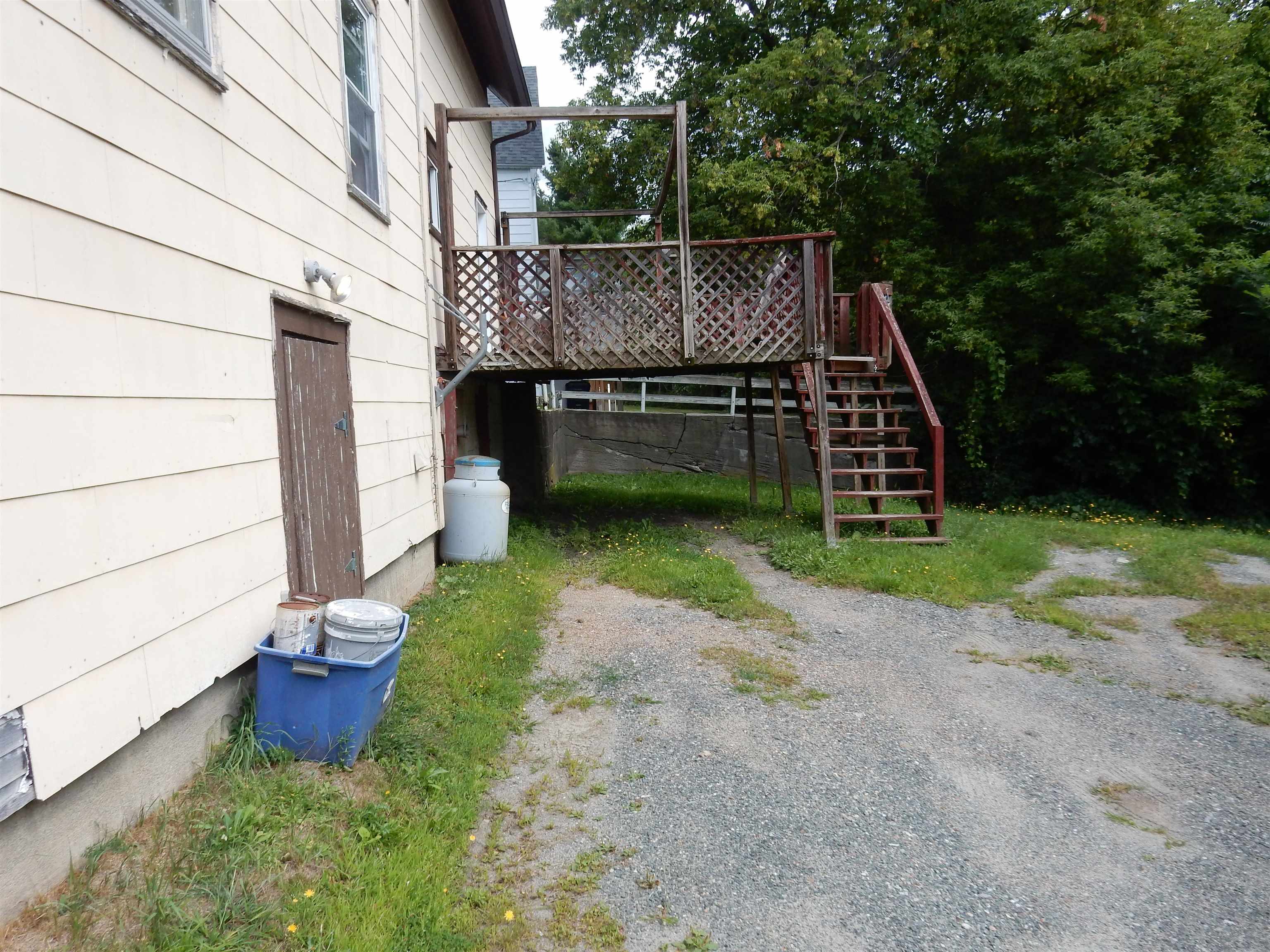 594 E Main Street Property Photo 40