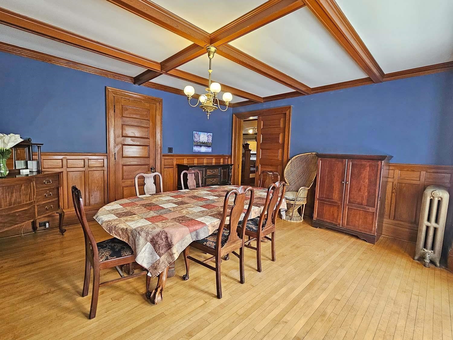 527 Main Street Property Photo 14