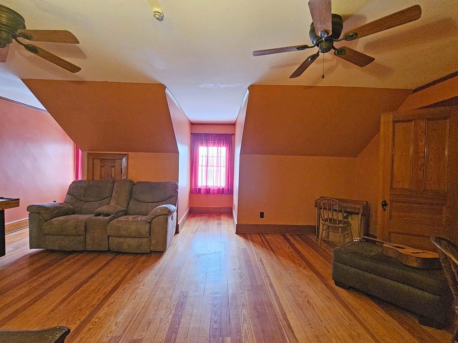 527 Main Street Property Photo 38