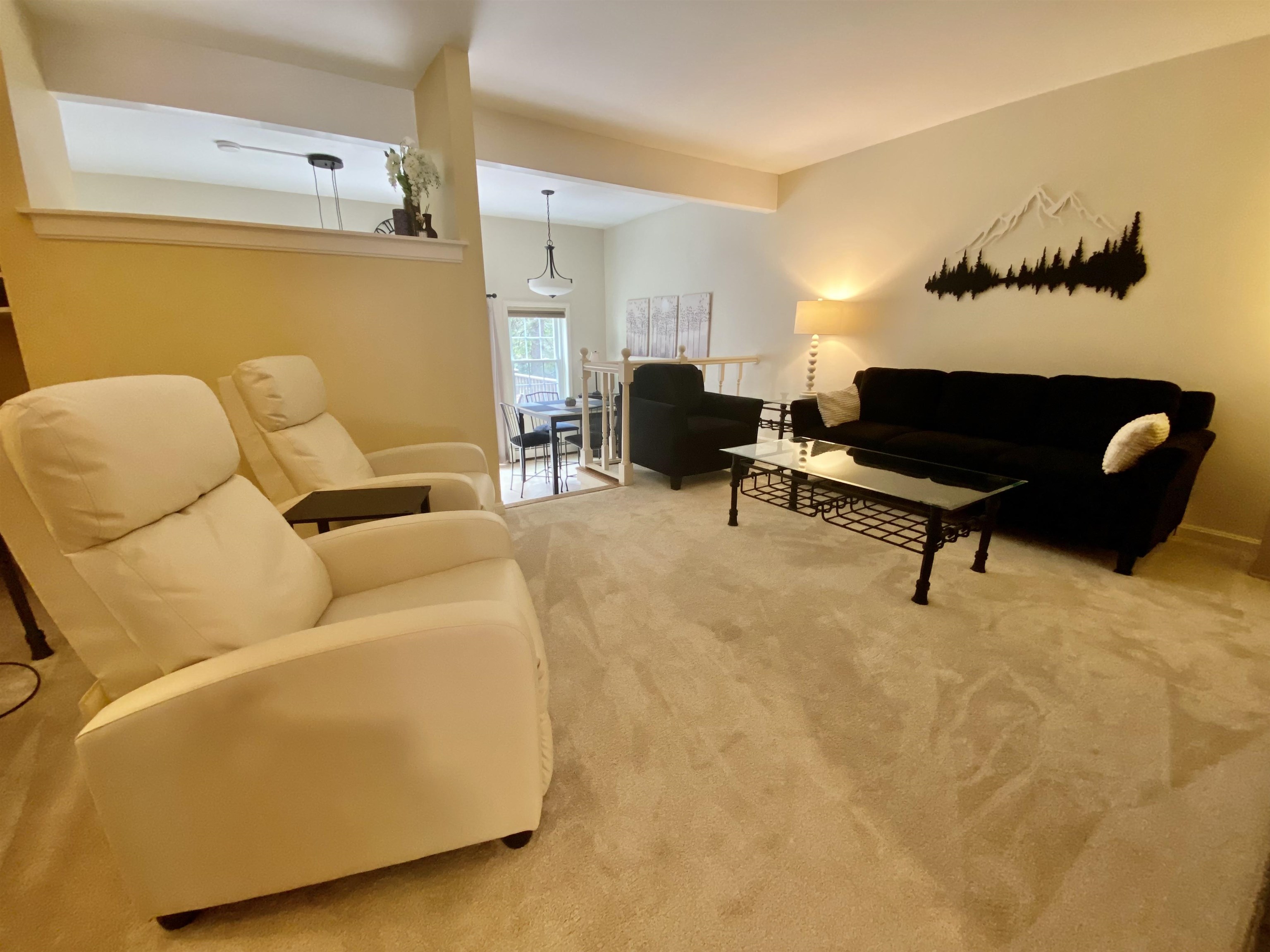 85 Townhouse Way Property Photo 13