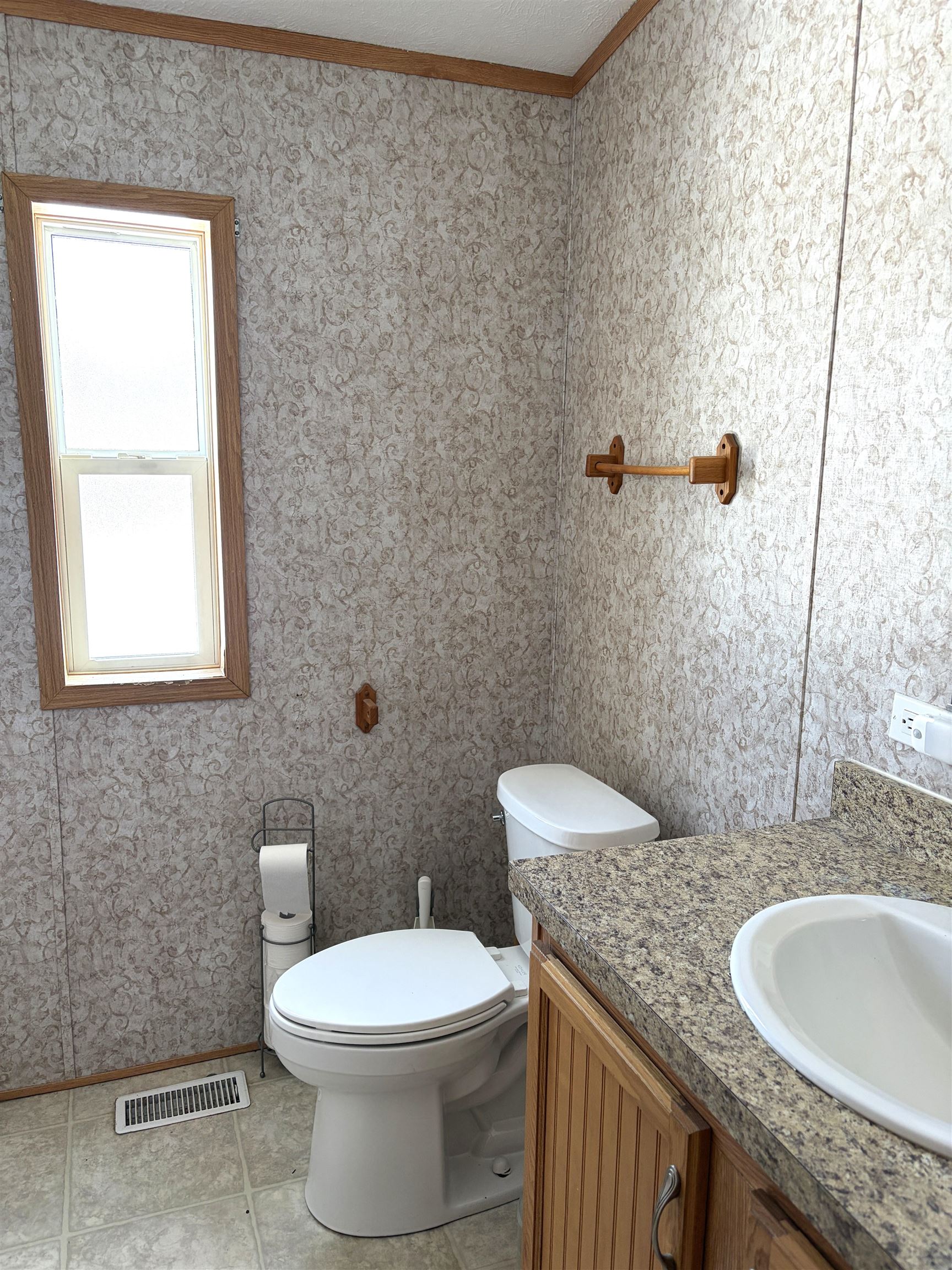 64 County Road Property Photo 25