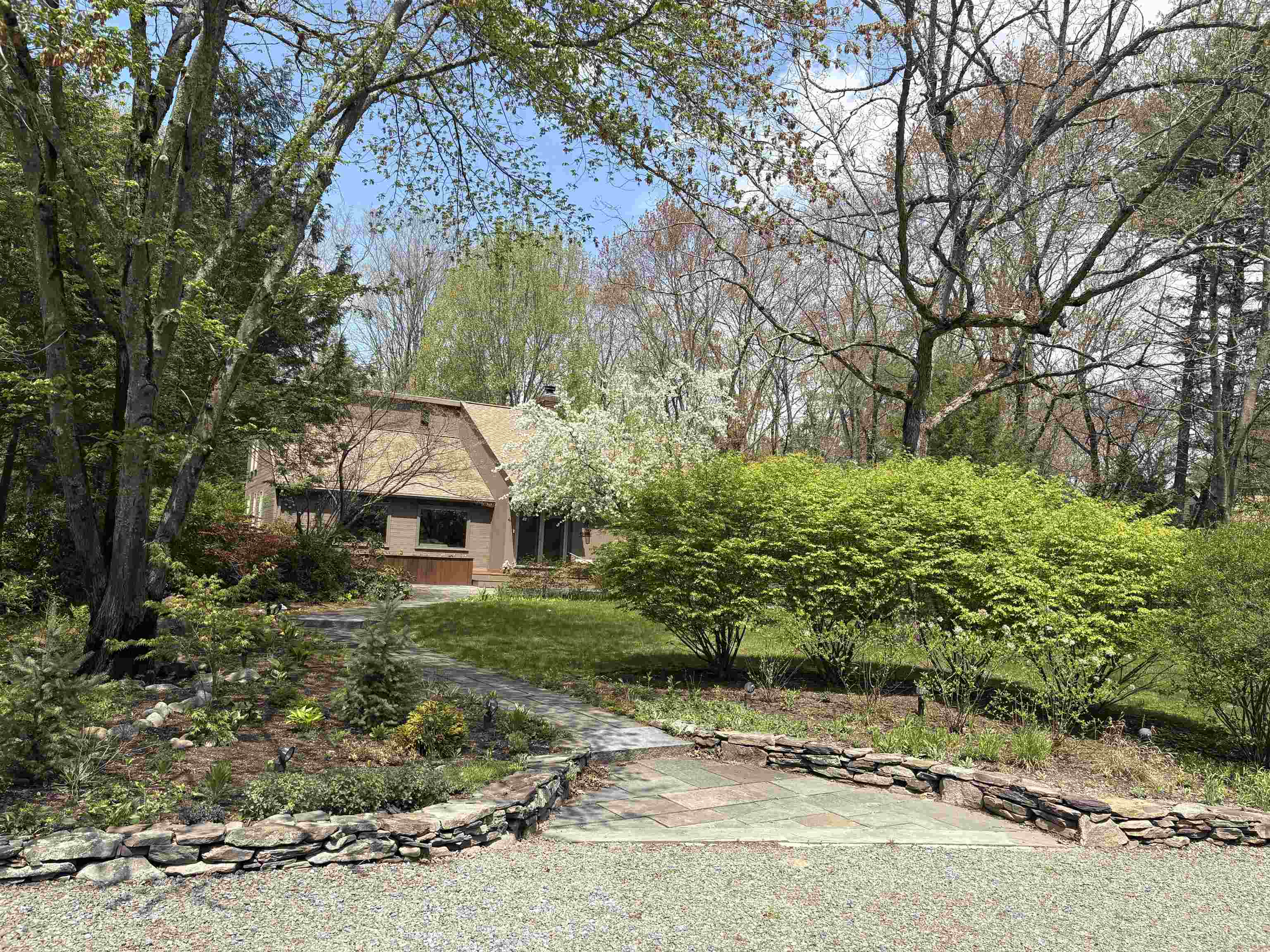 4 Windsor Boulevard Property Photo 4