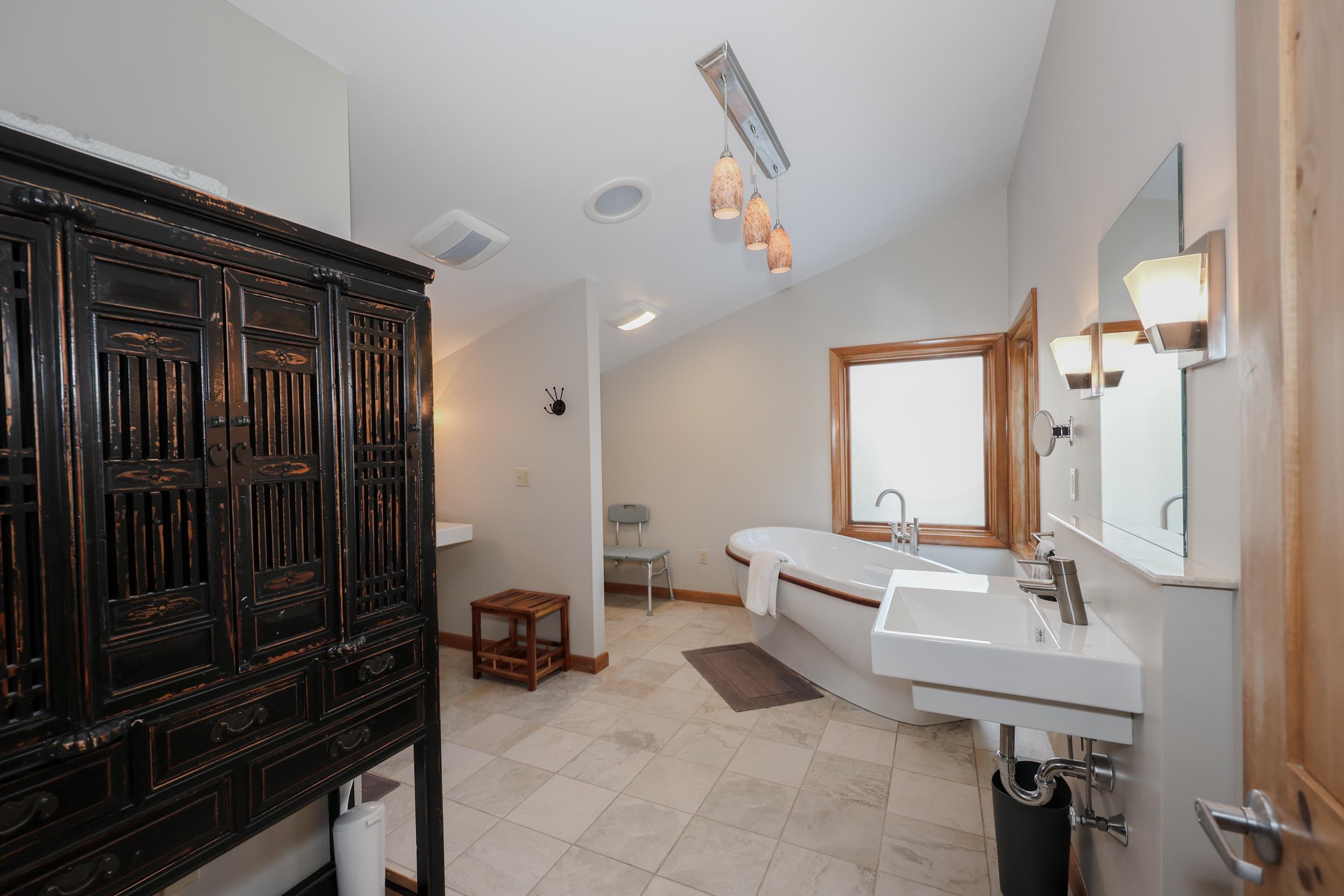 4 Windsor Boulevard Property Photo 22