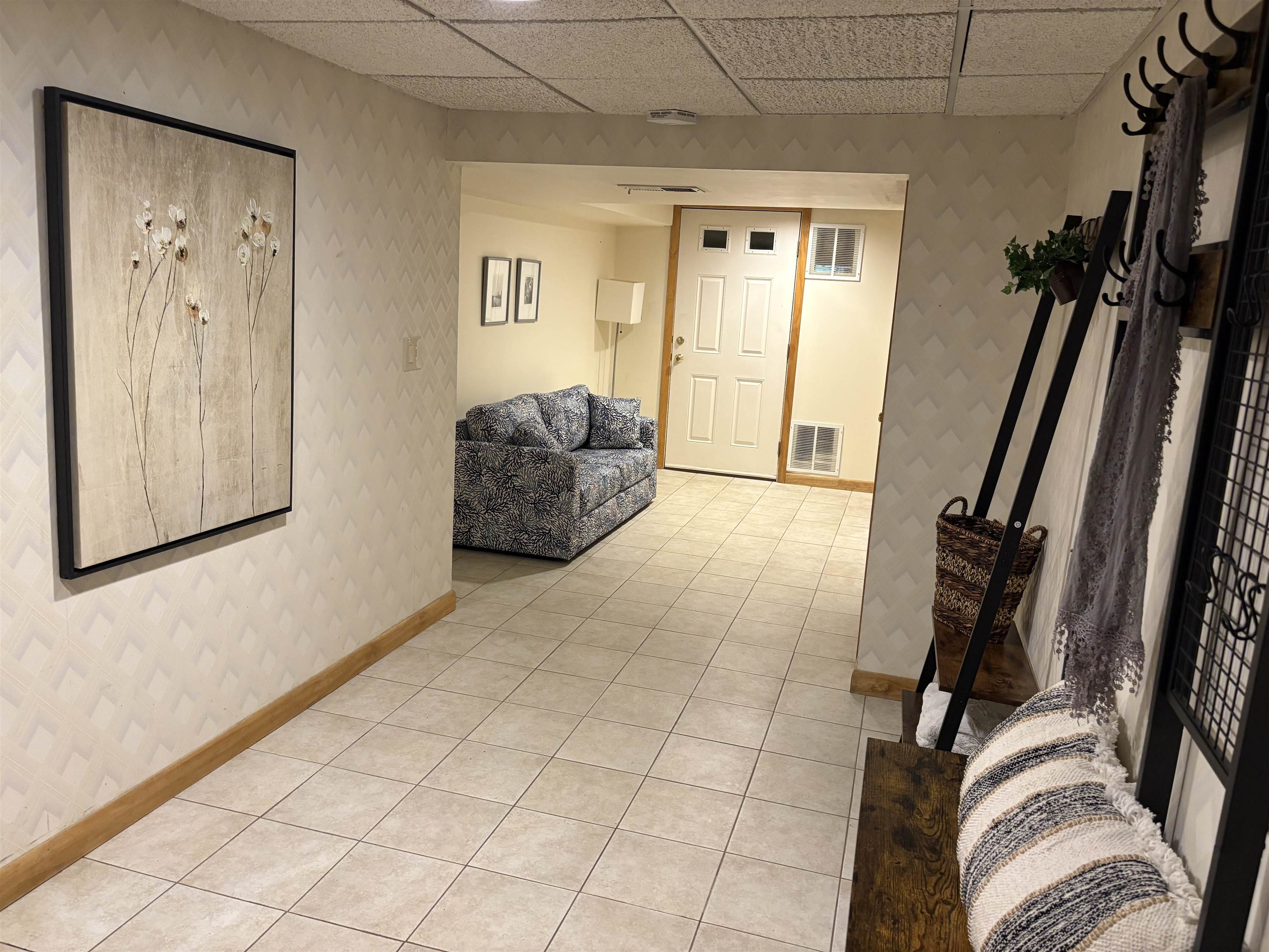 4 Windsor Boulevard Property Photo 38