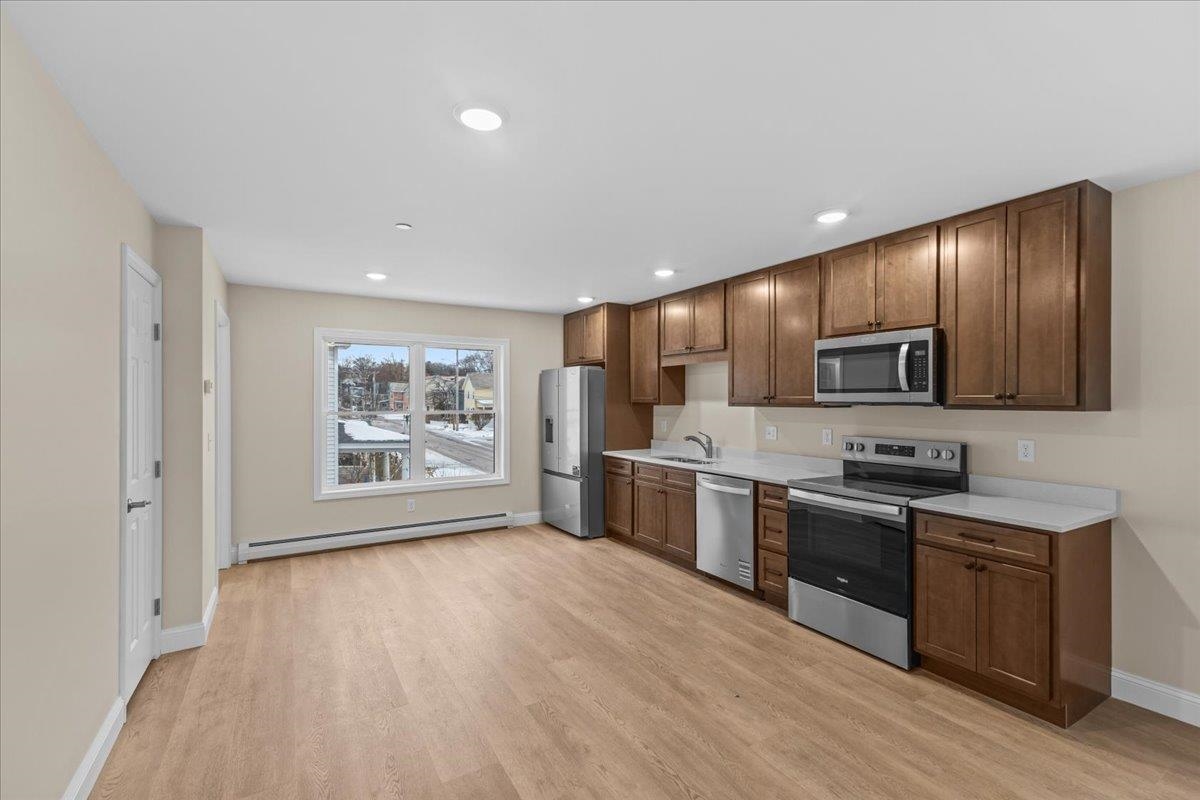 12 Franklin Street Property Photo 10