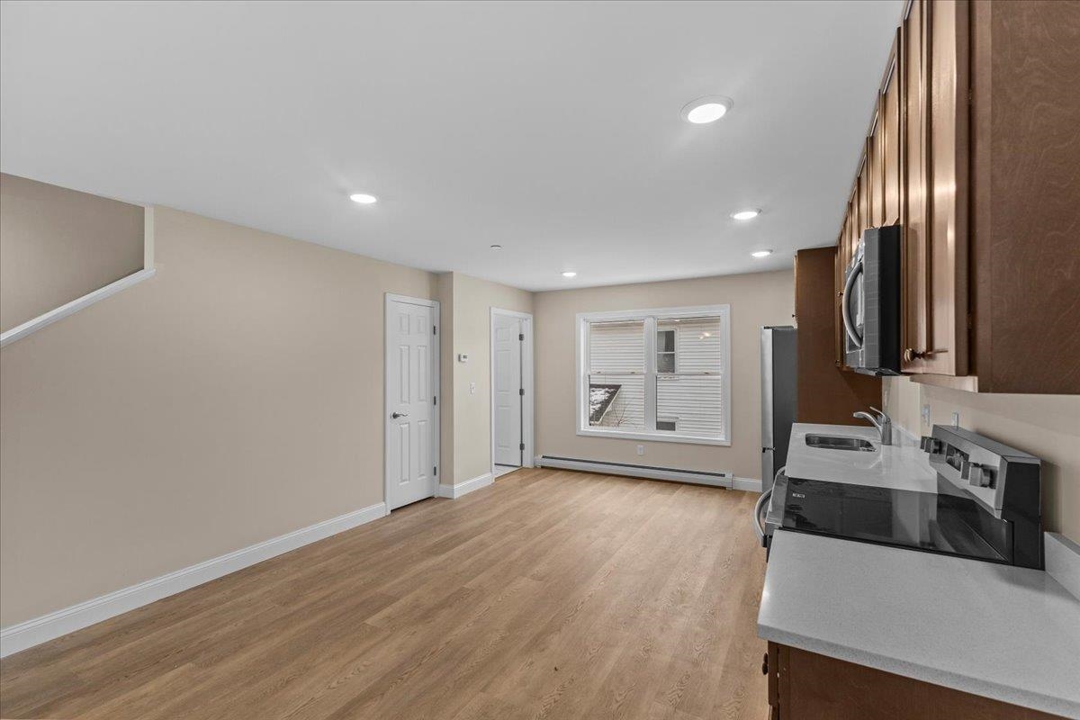 12 Franklin Street Property Photo 11