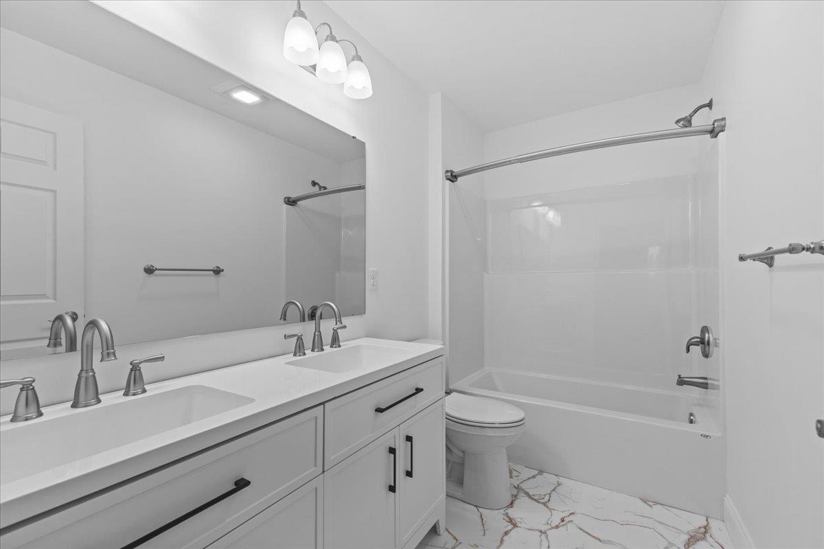 12 Franklin Street Property Photo 21