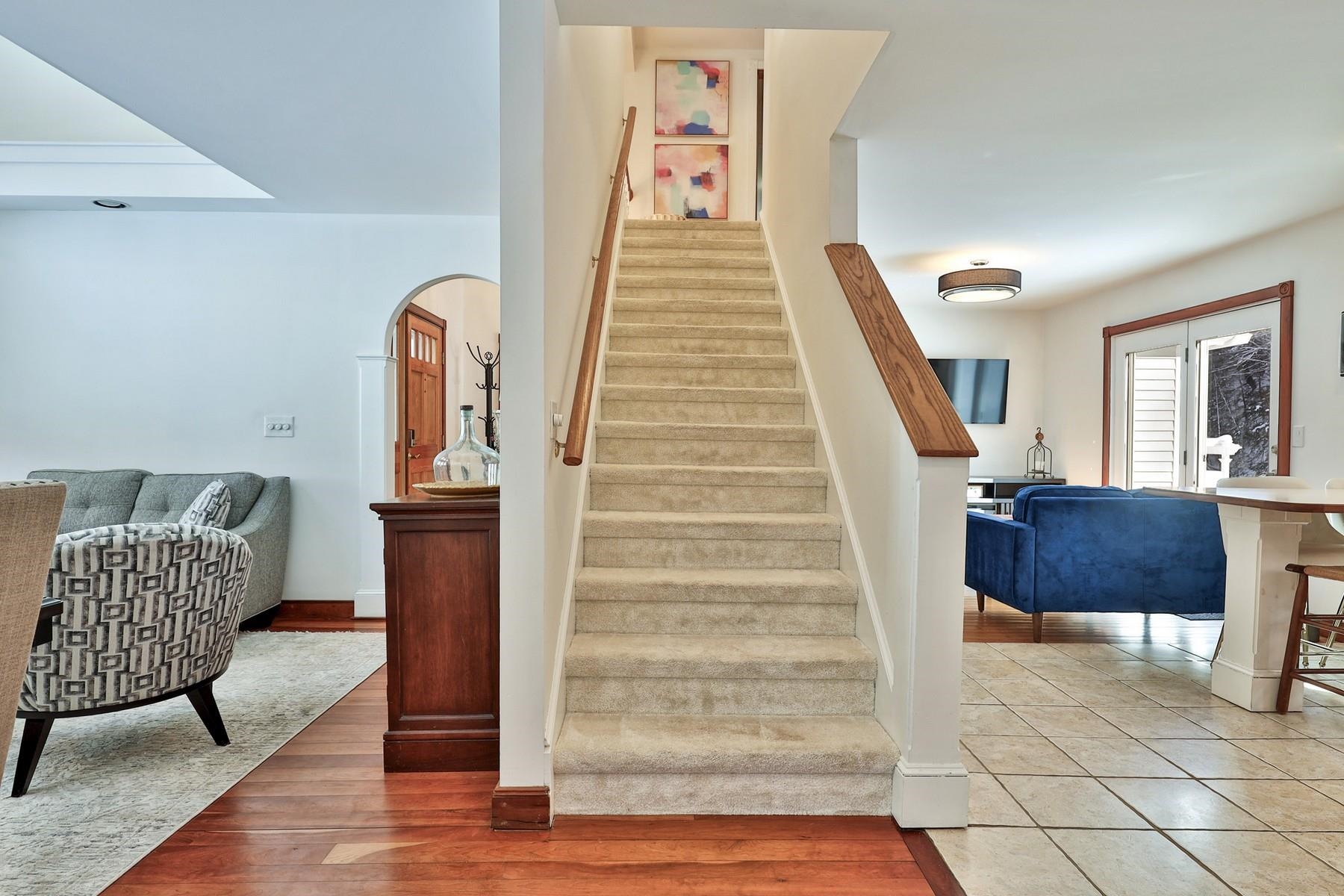 300 Route 121 Property Photo 23