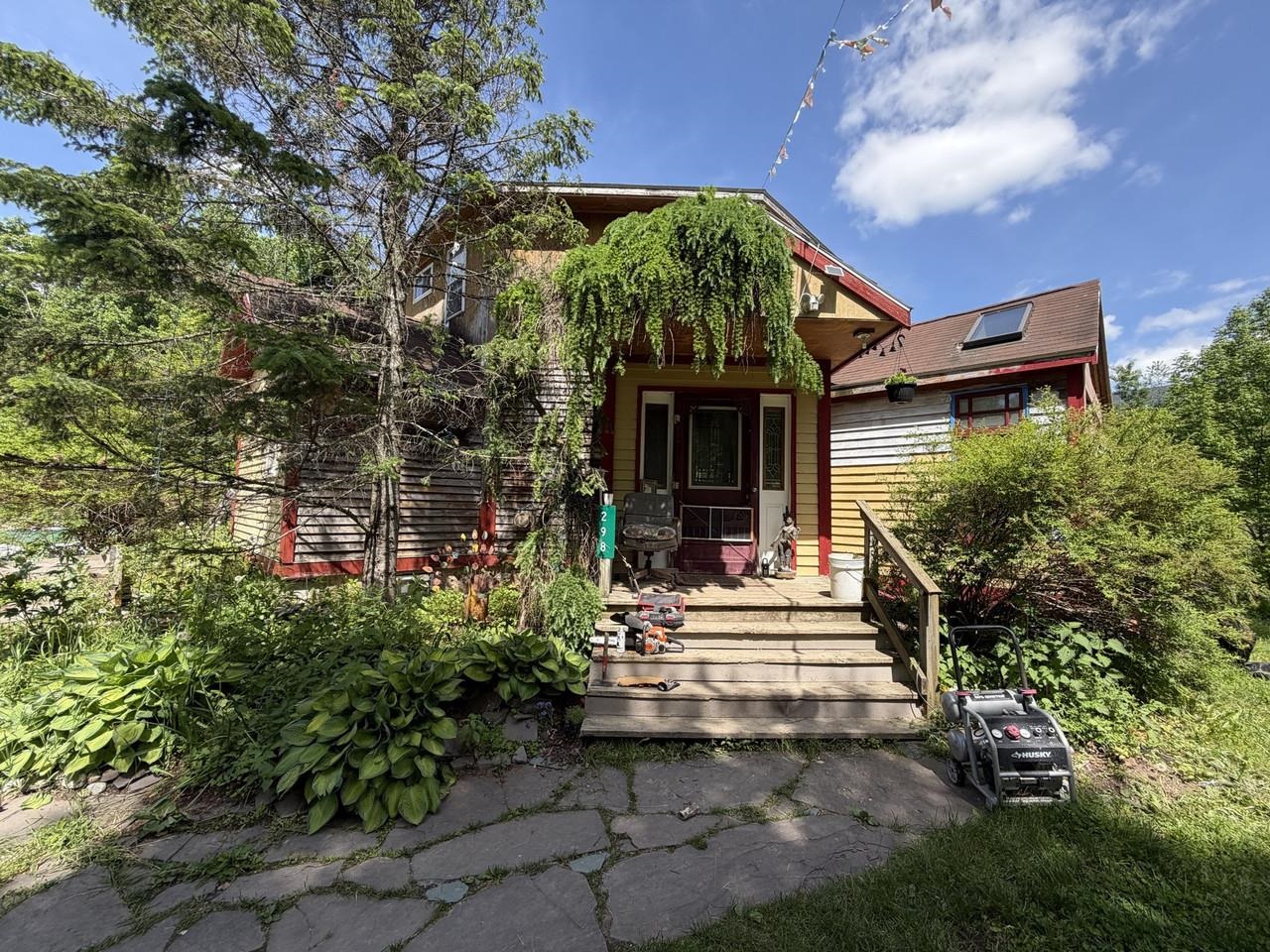 298 Biddle Road Property Photo 1