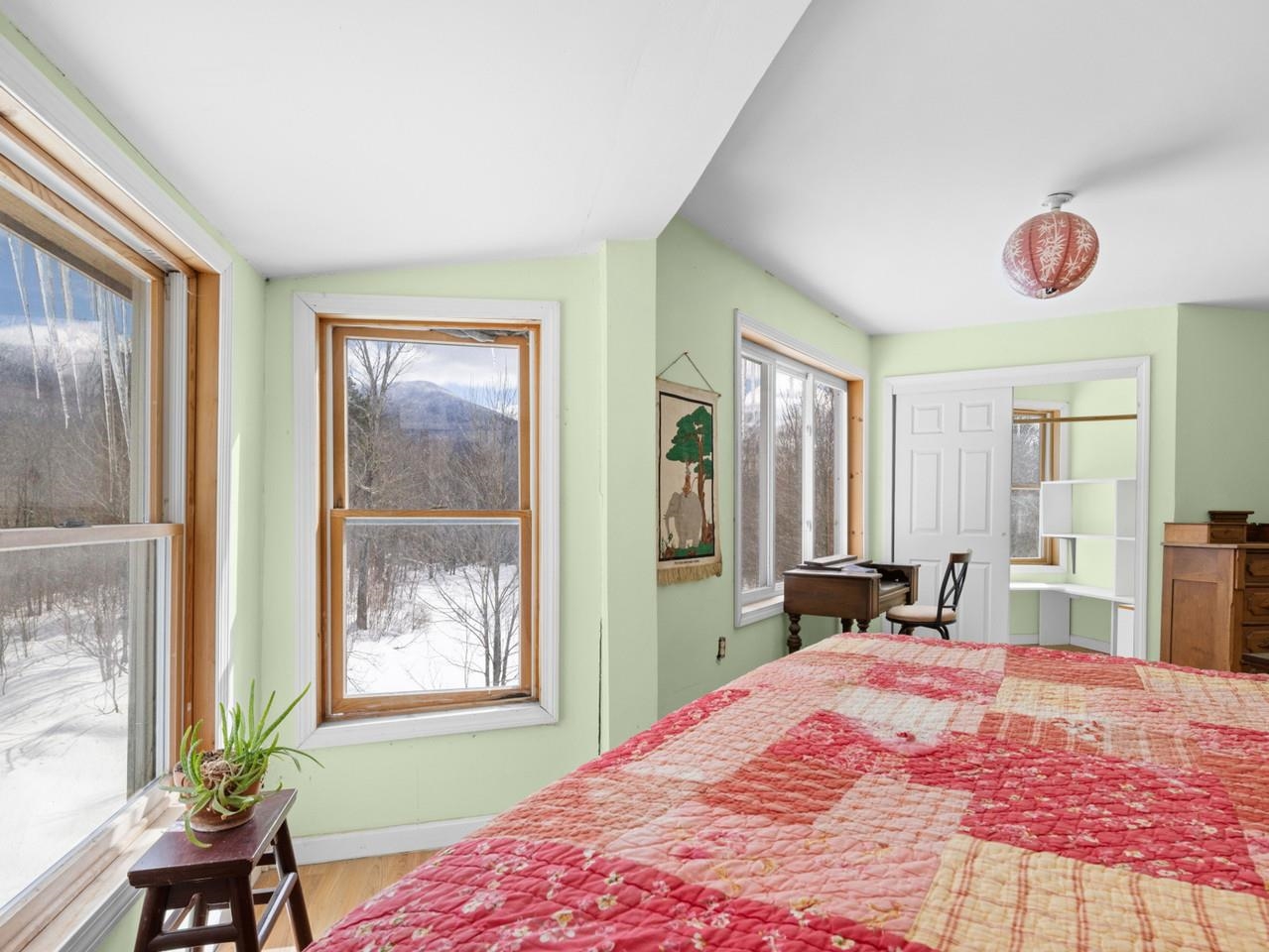 298 Biddle Road Property Photo 19