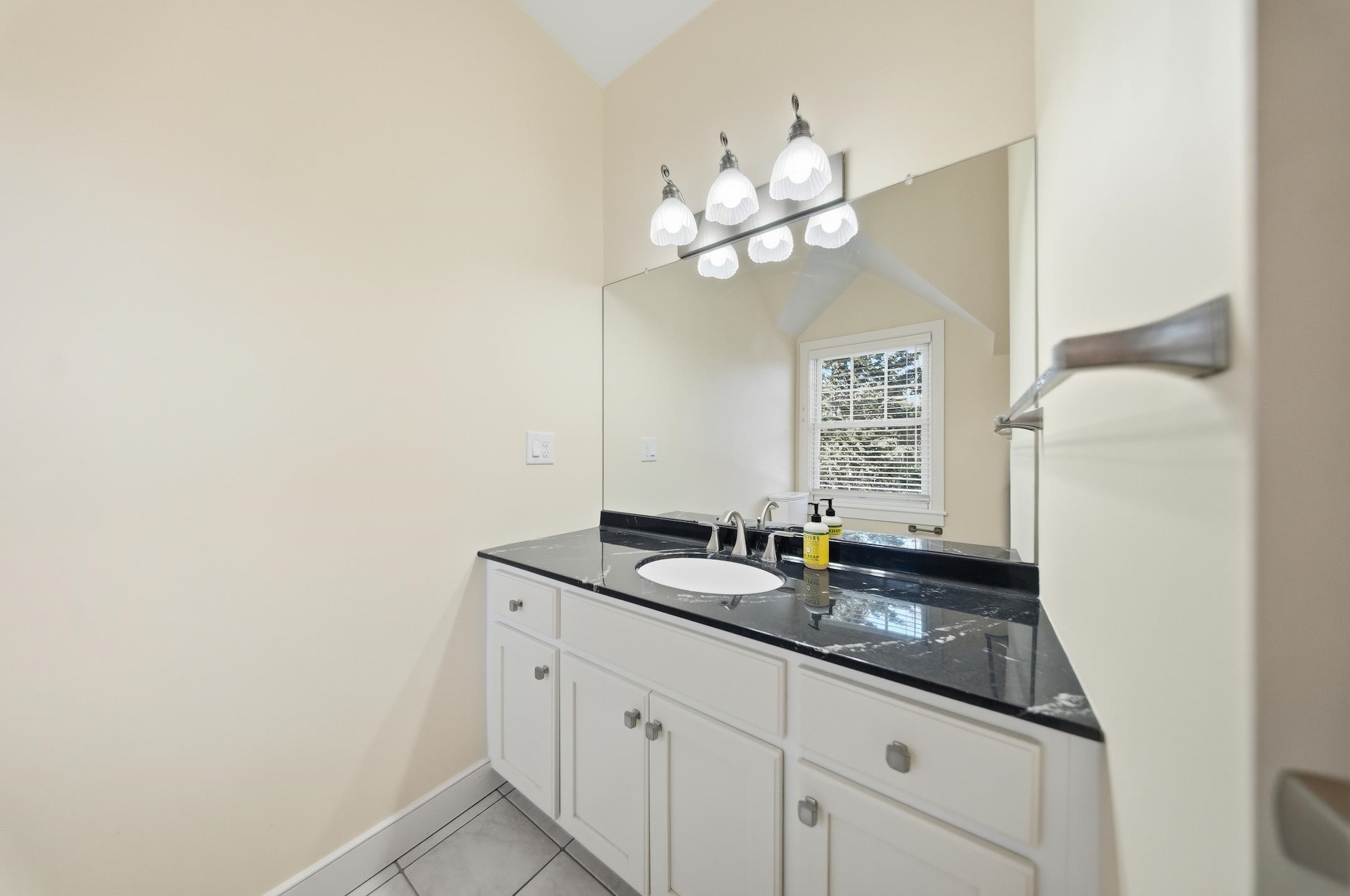 316 South Street Property Photo 40