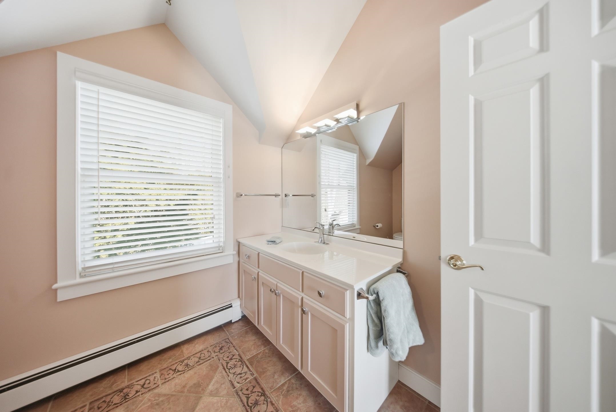 316 South Street Property Photo 45