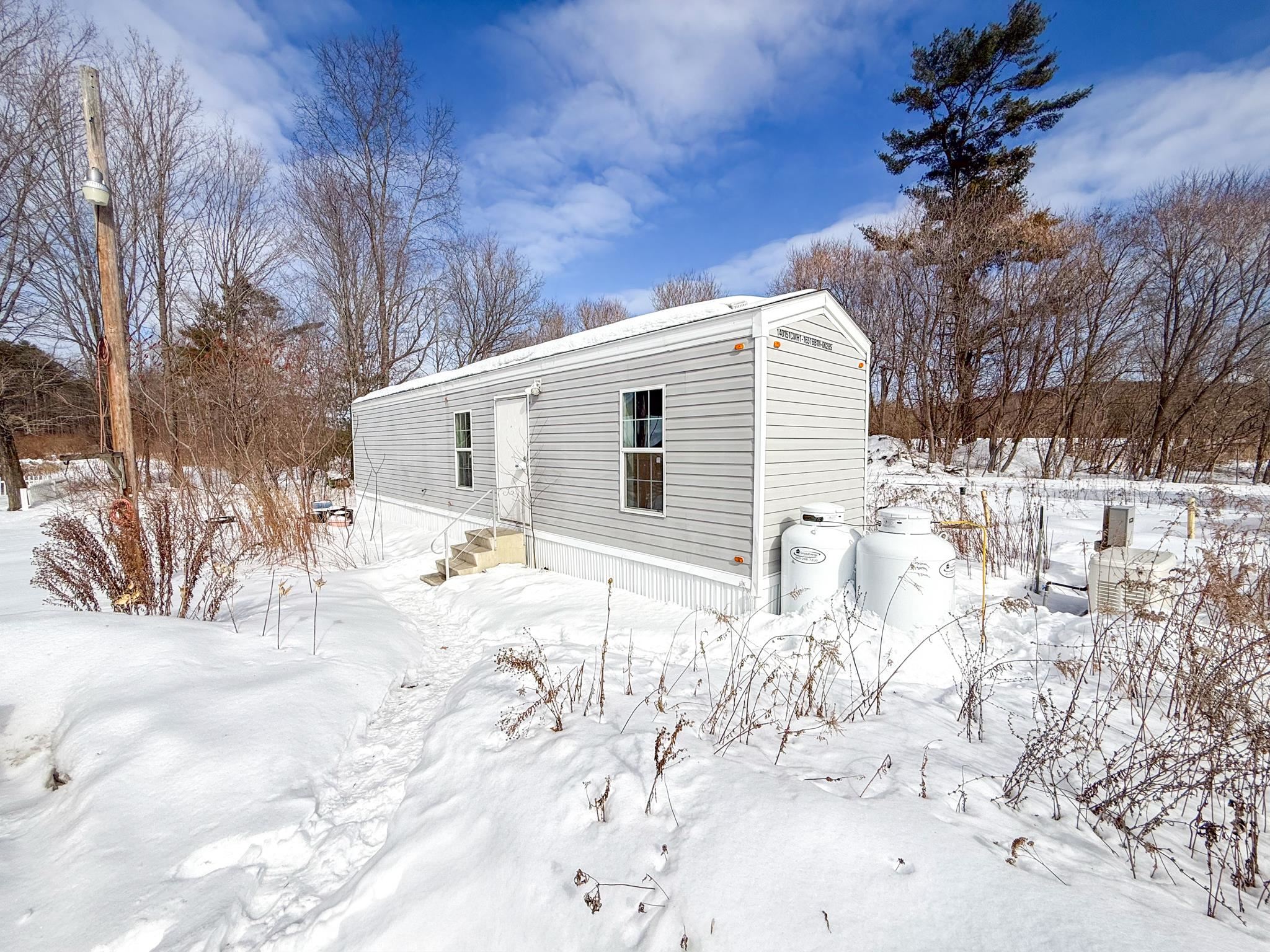 80 Whistlestop Way Property Photo 1
