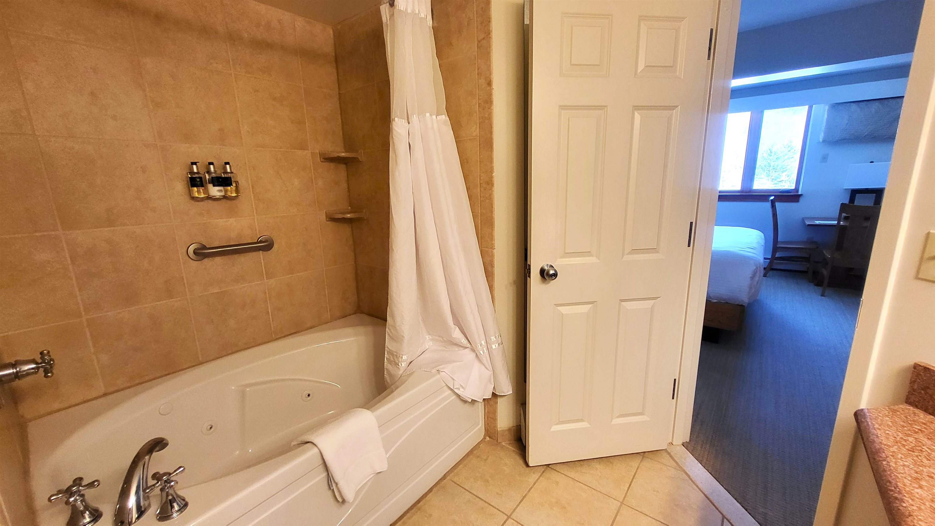 90 Loon Mountain Road Property Photo 11