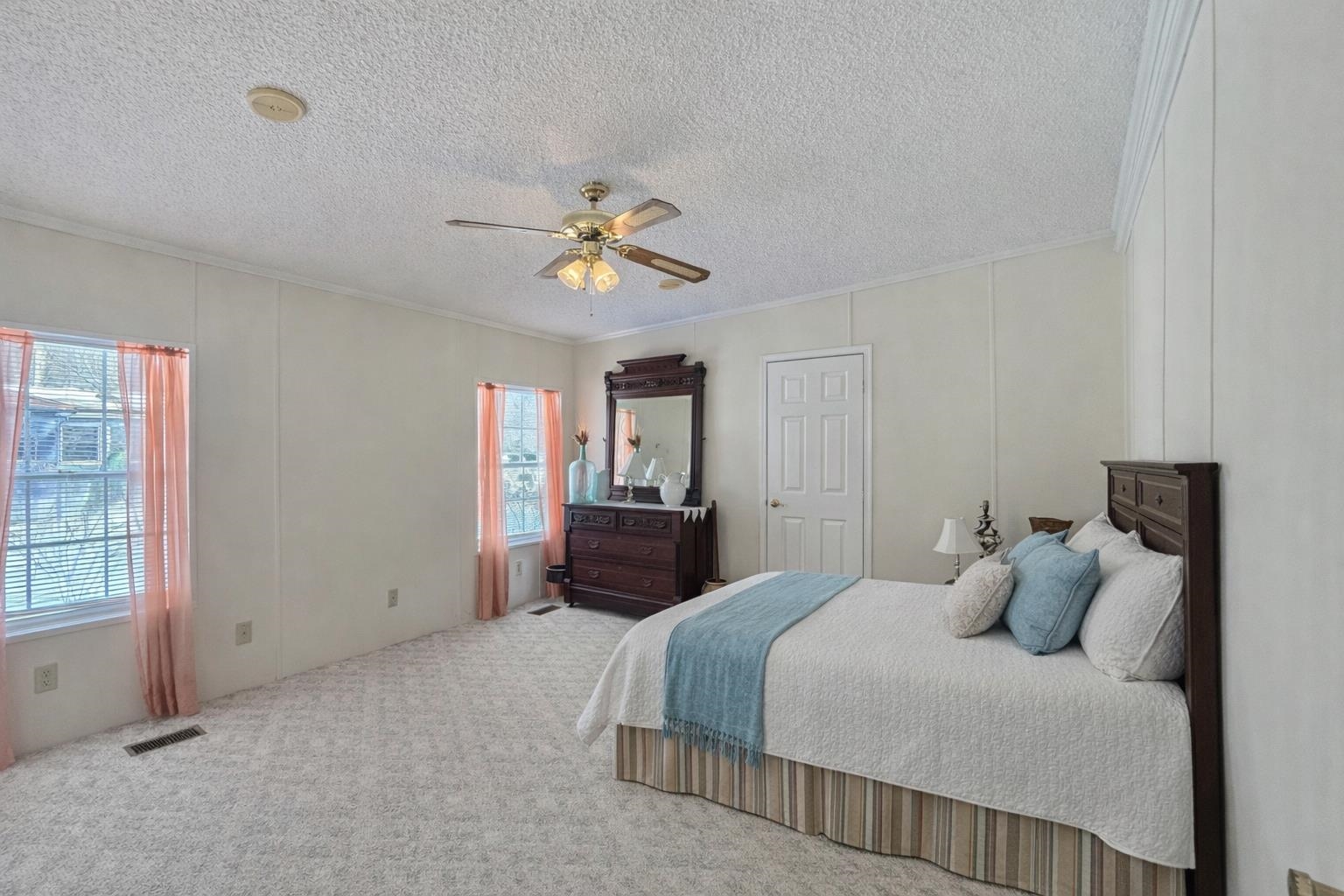 10 Timothy Drive Property Photo 7