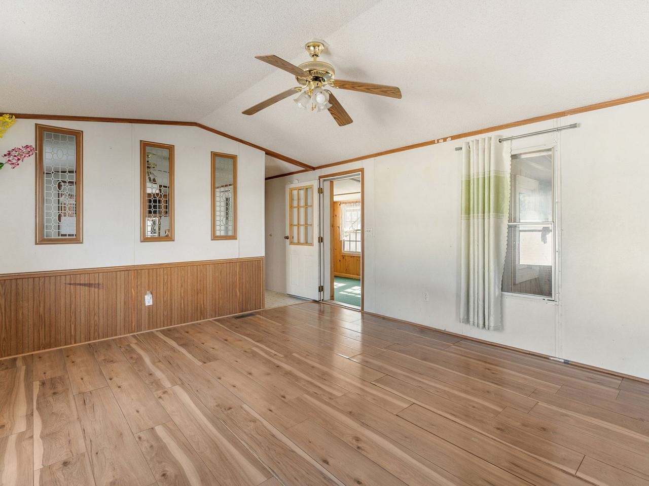 103 Fourth Street Property Photo 10