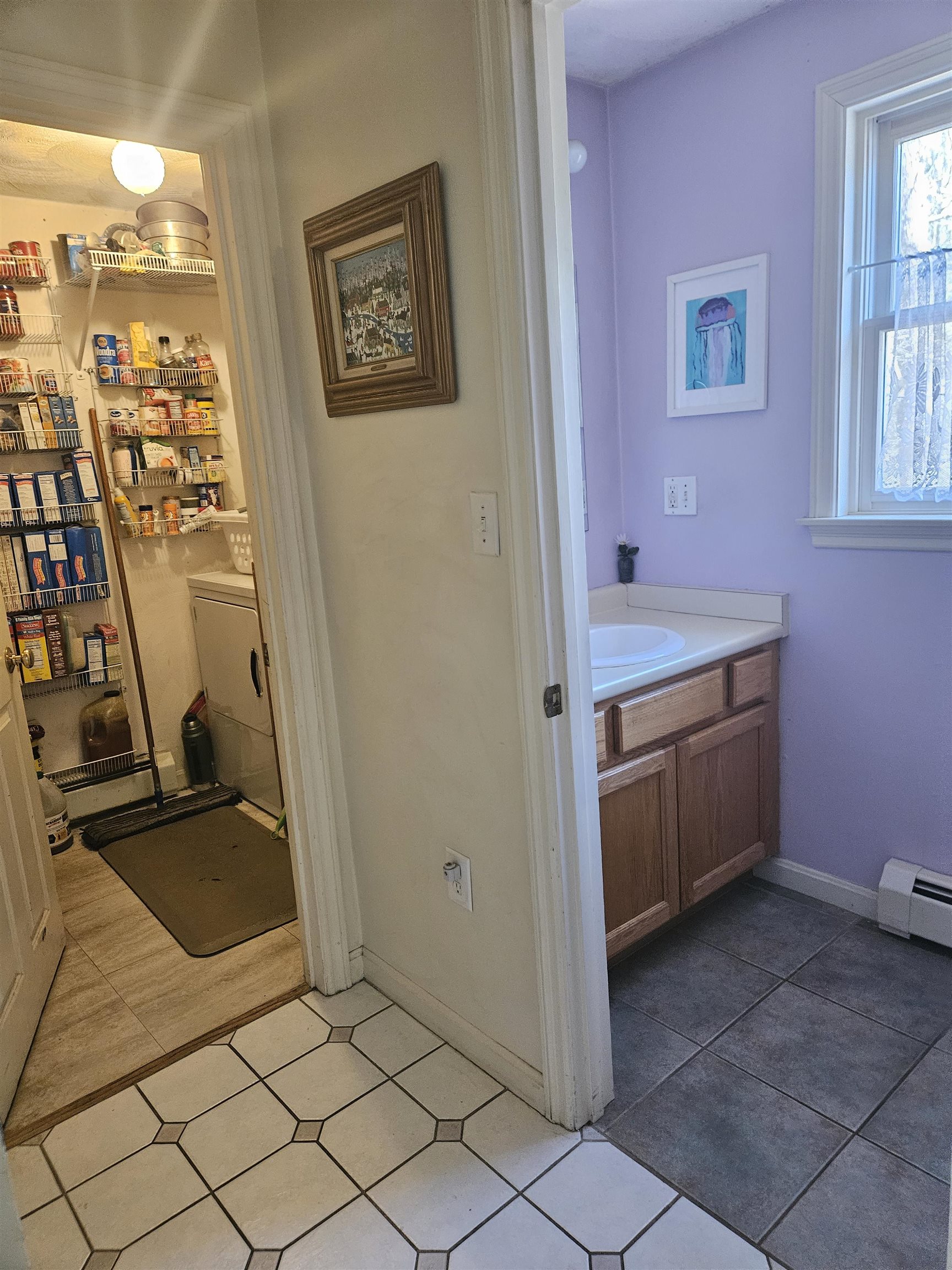 7 Chapman Way Property Photo 9