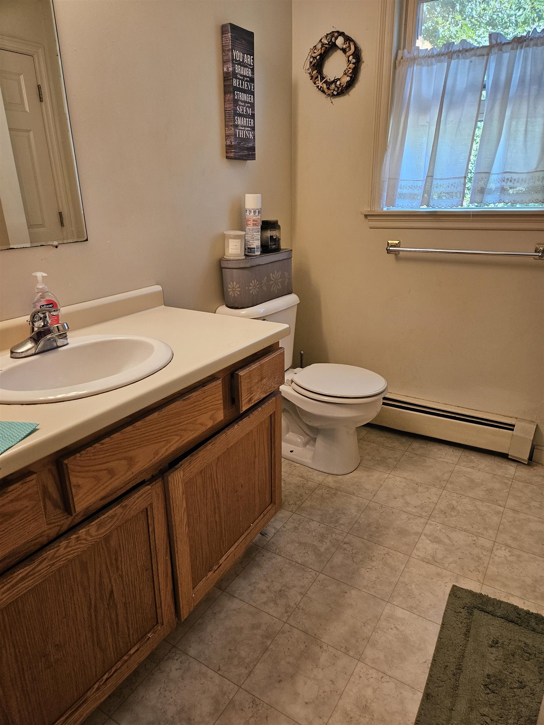7 Chapman Way Property Photo 11