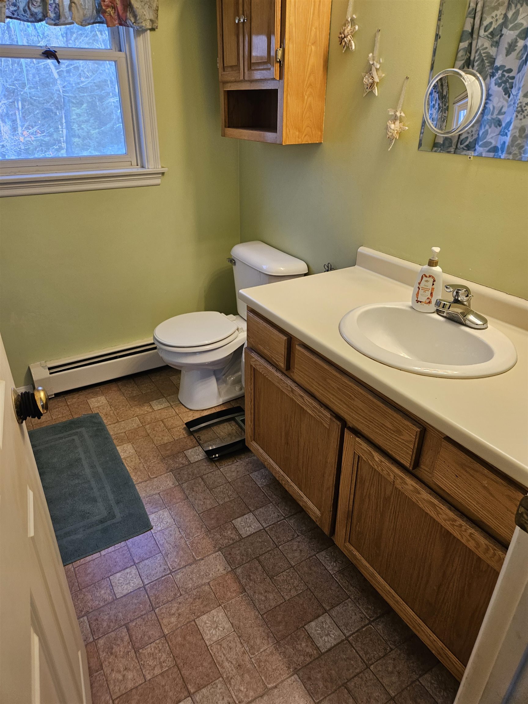 7 Chapman Way Property Photo 18