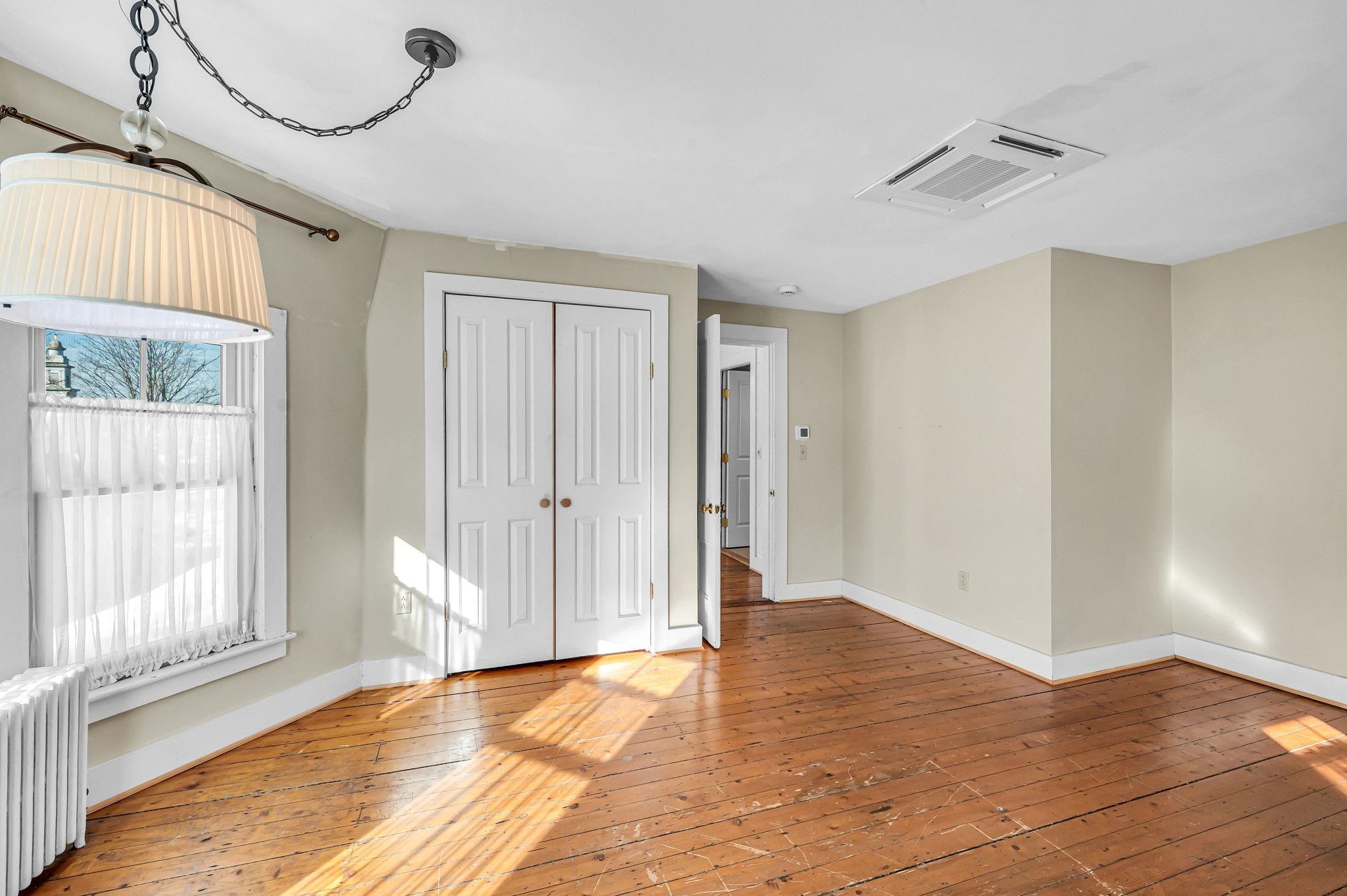 106 Main Street Property Photo 28