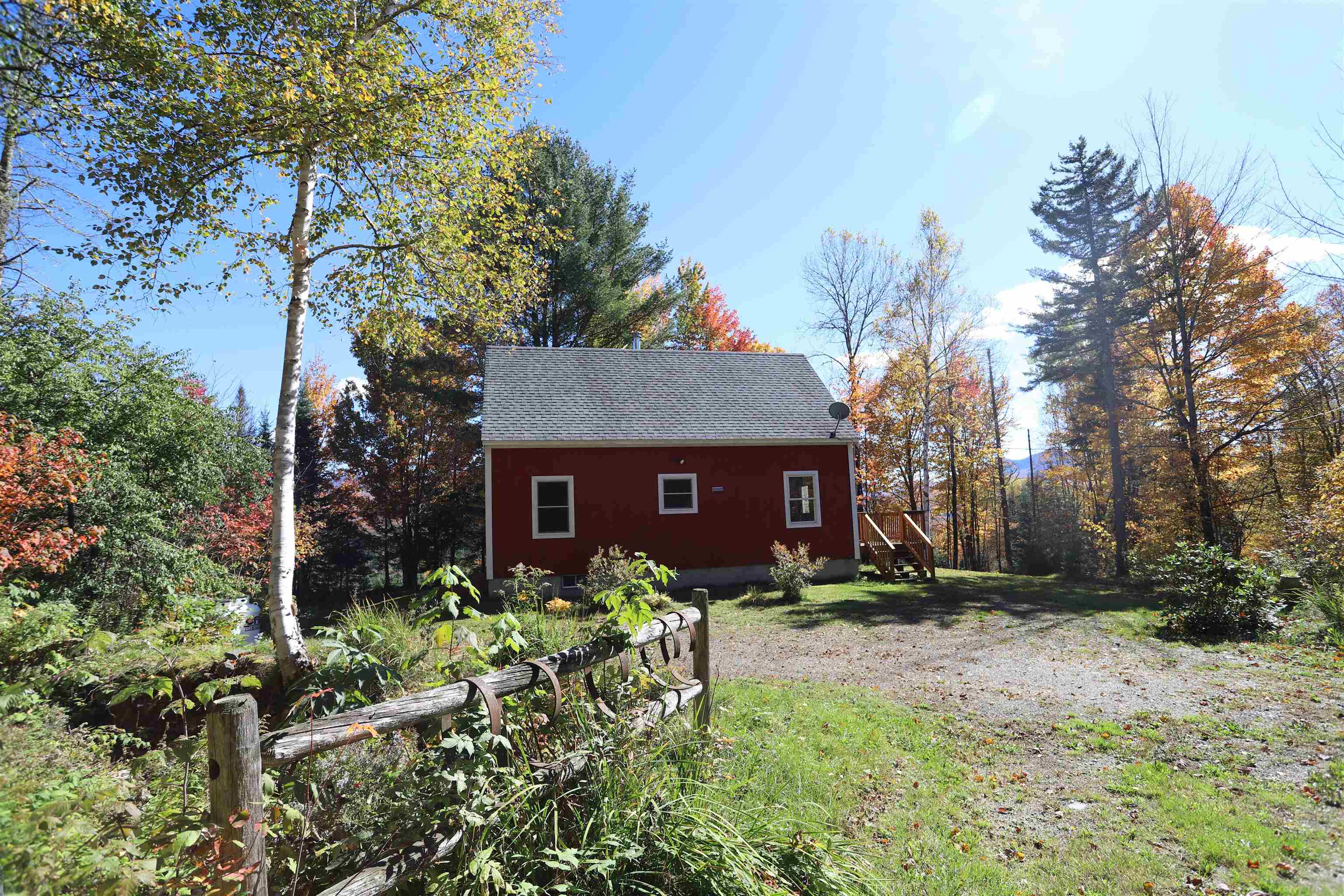 374 Crank Road Property Photo 5