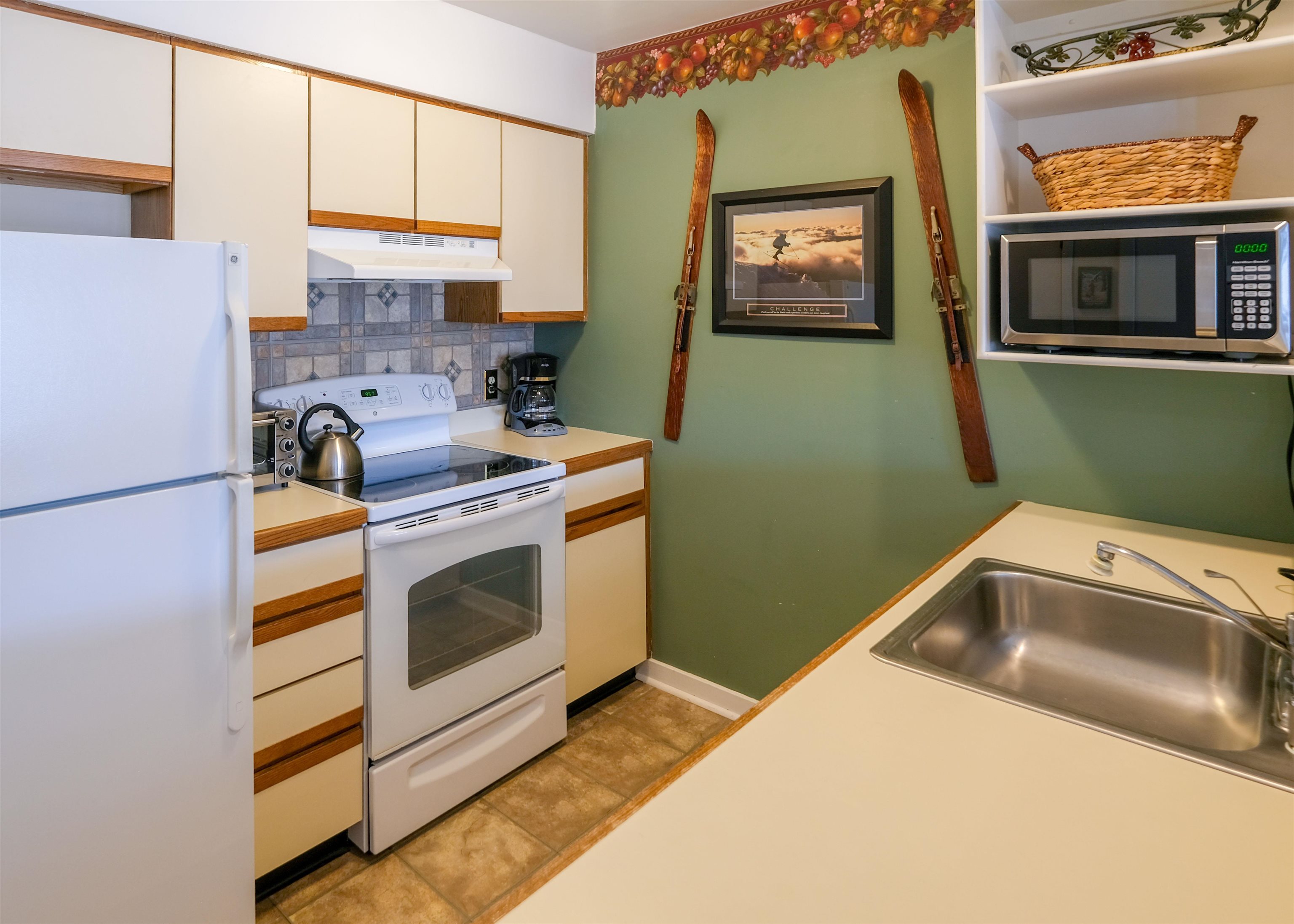 318 Mountain Road Property Photo 5