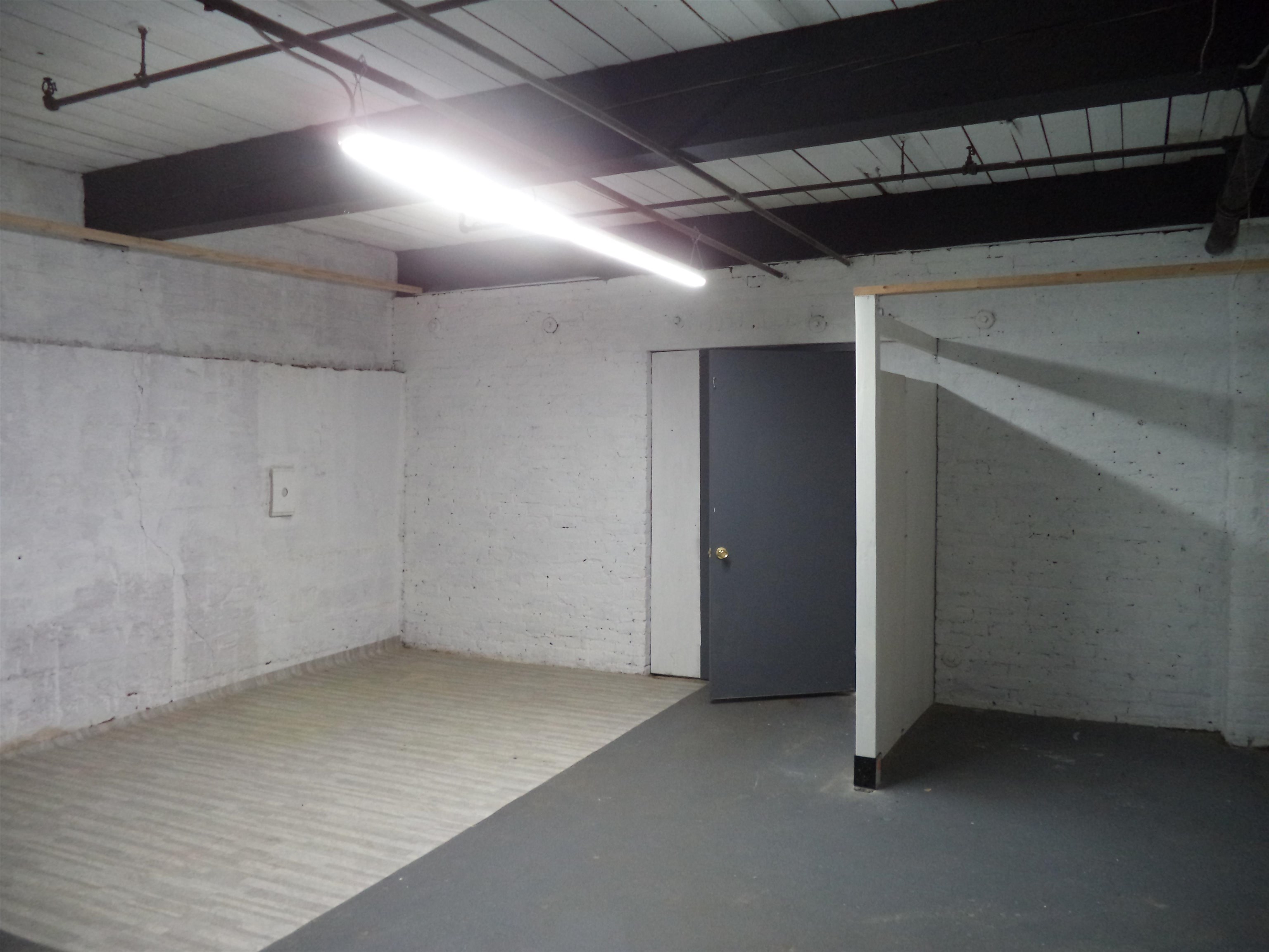 241 Winter Street Property Photo 2