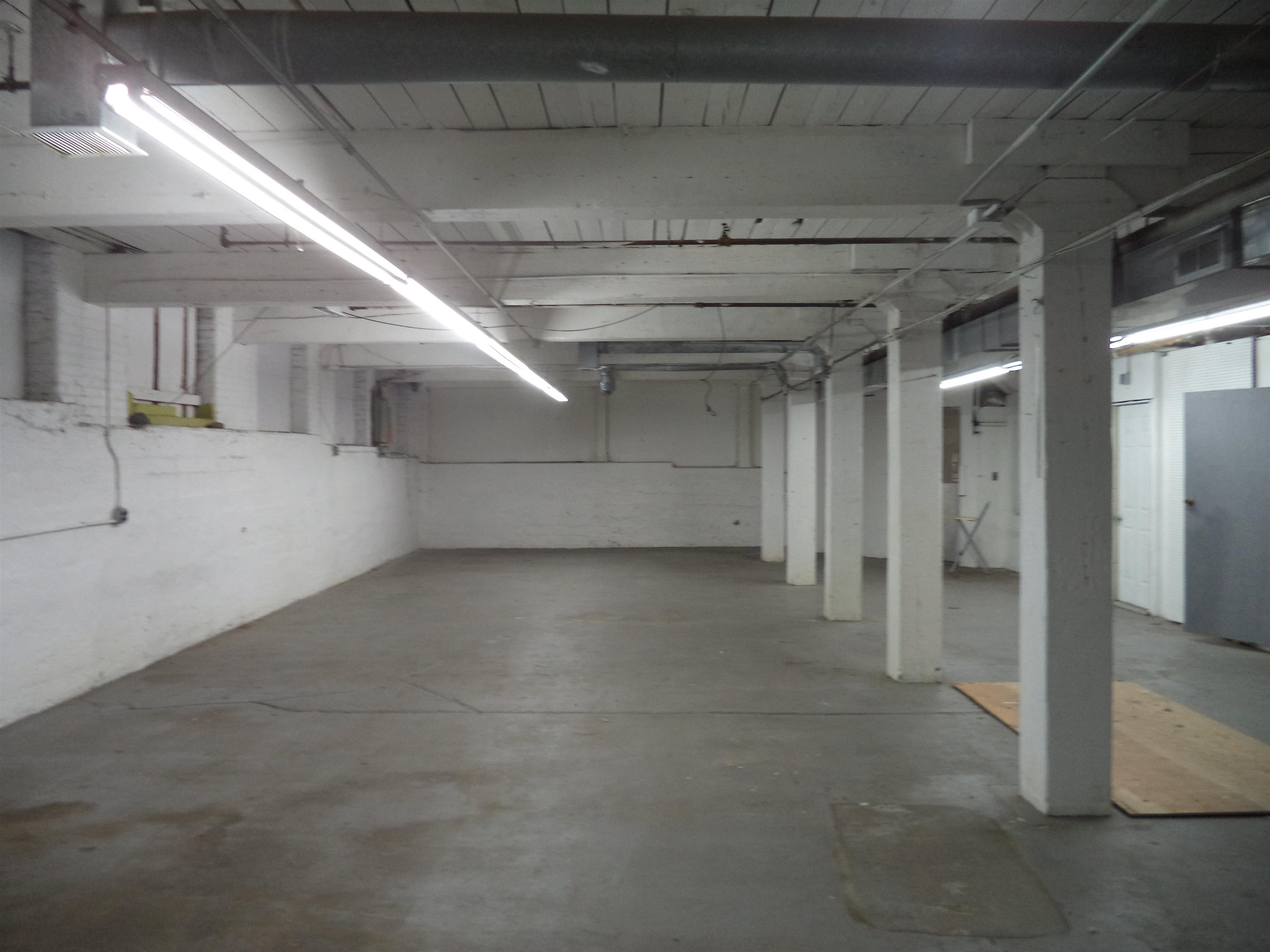 241 Winter Street Property Photo 4