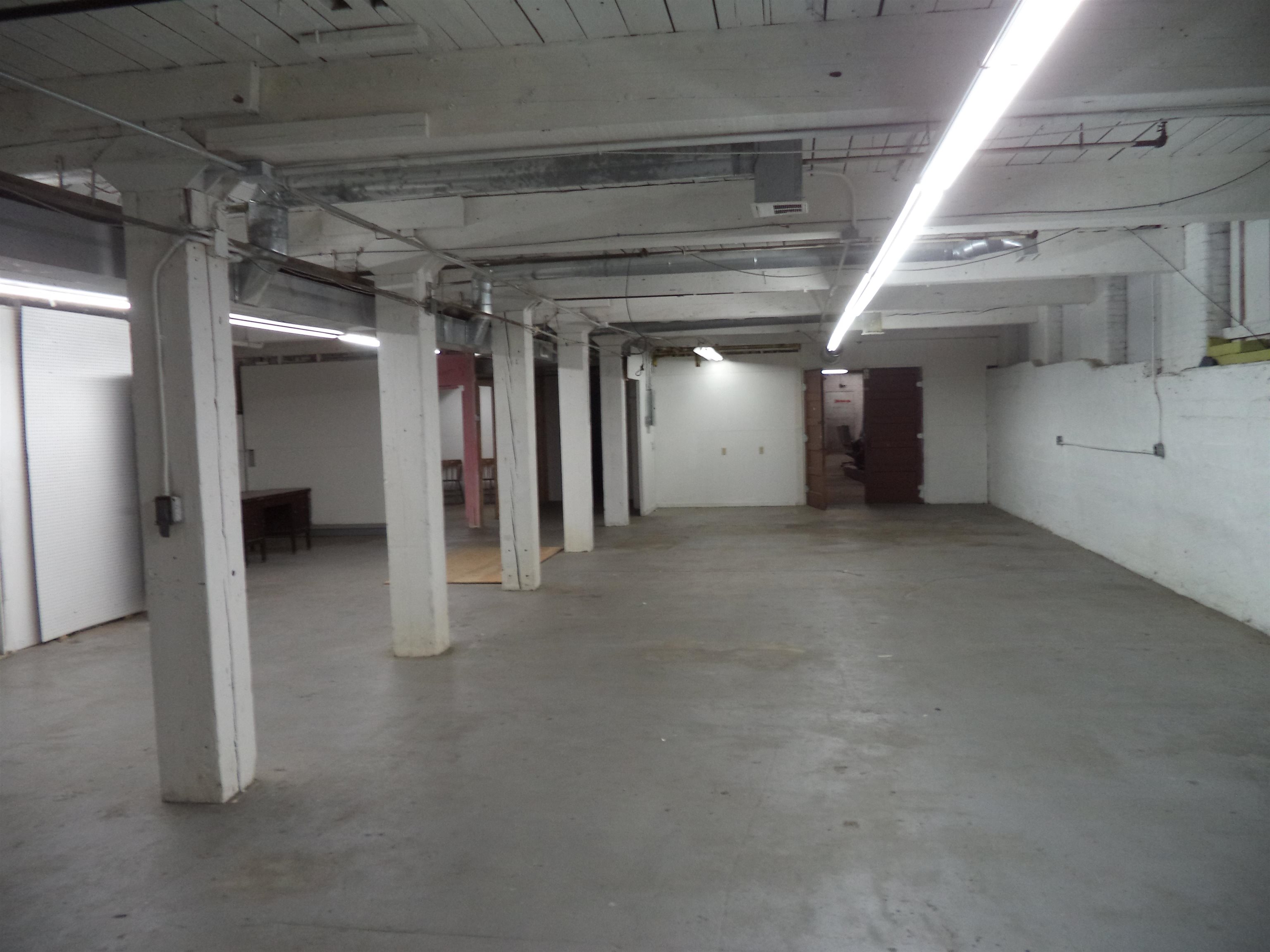 241 Winter Street Property Photo 5