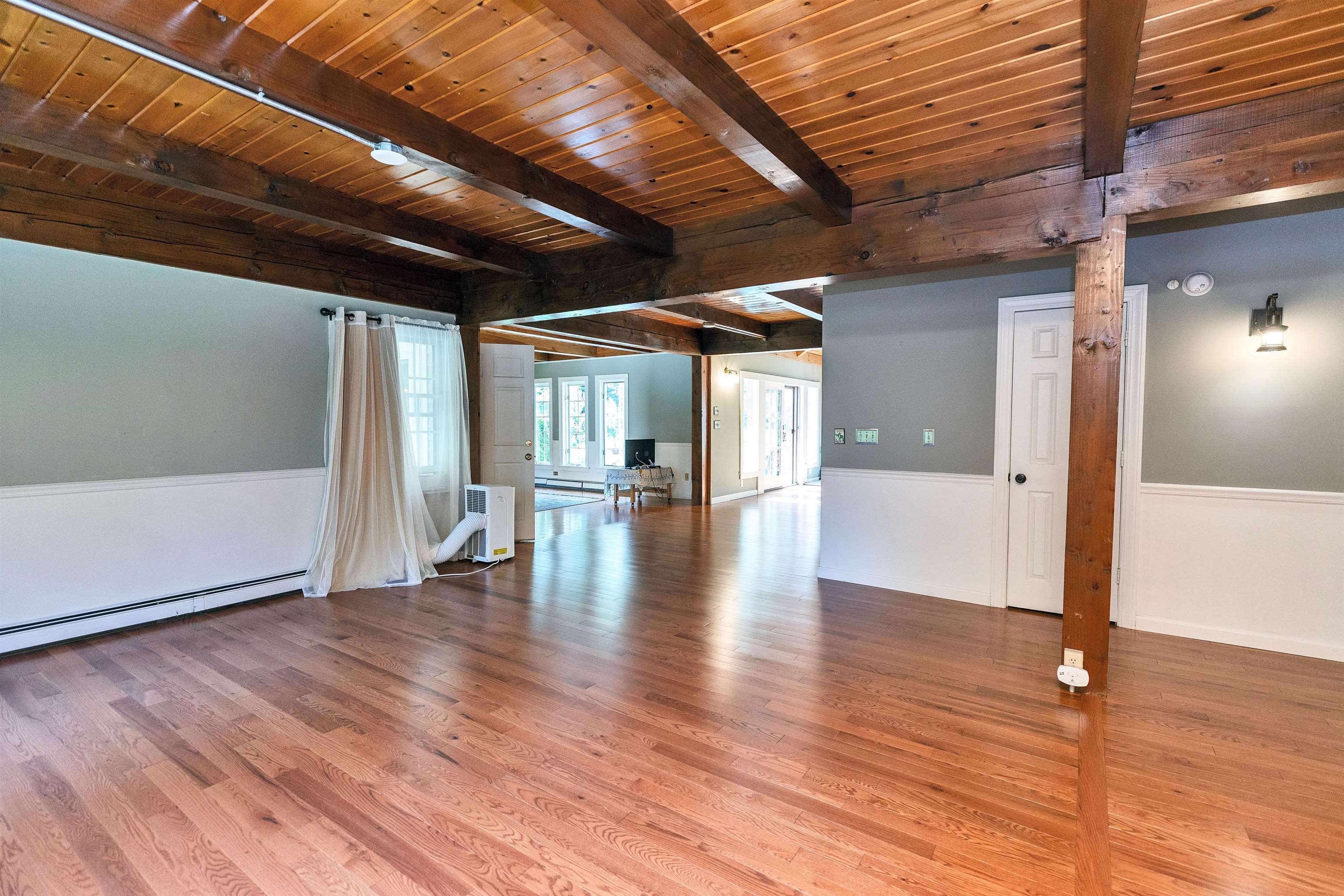 1481 Bennington Road Property Photo 16