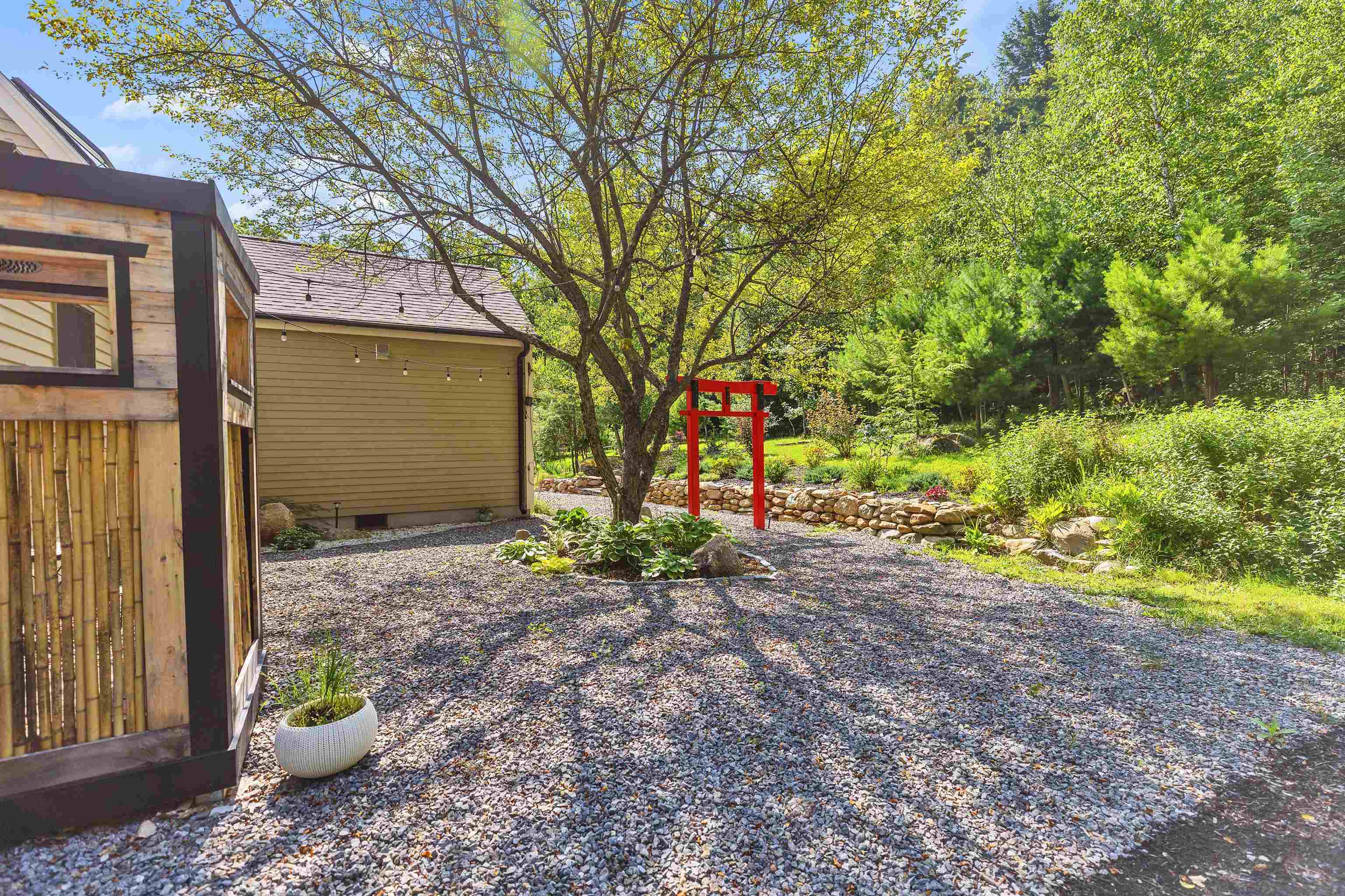1481 Bennington Road Property Photo 49