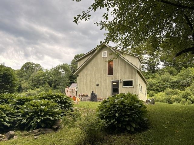 1821 Chateauguay Road Property Photo 3